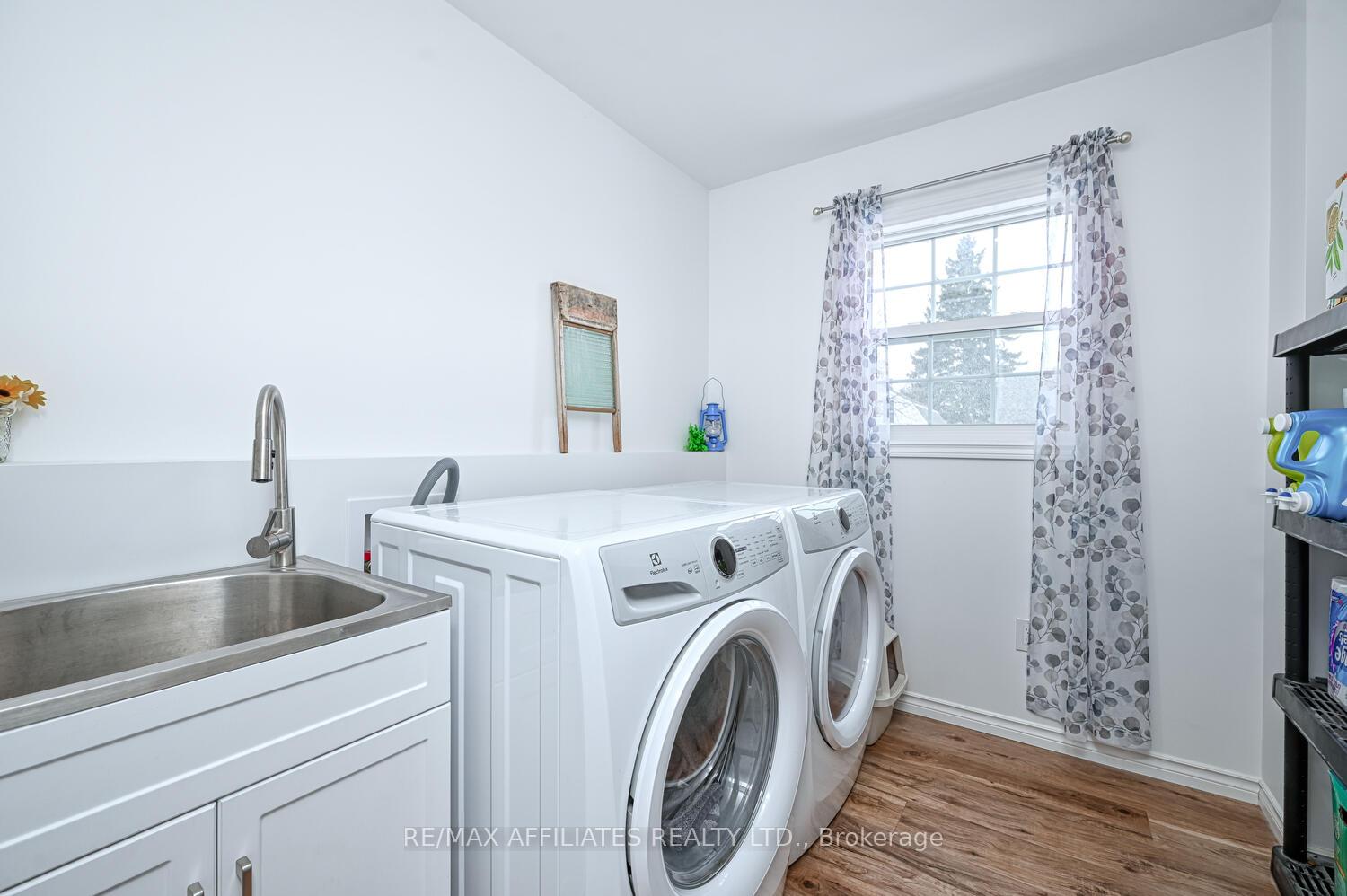 Photo 21 of 190 Beckwith Street N, Smiths Falls — HOMEH