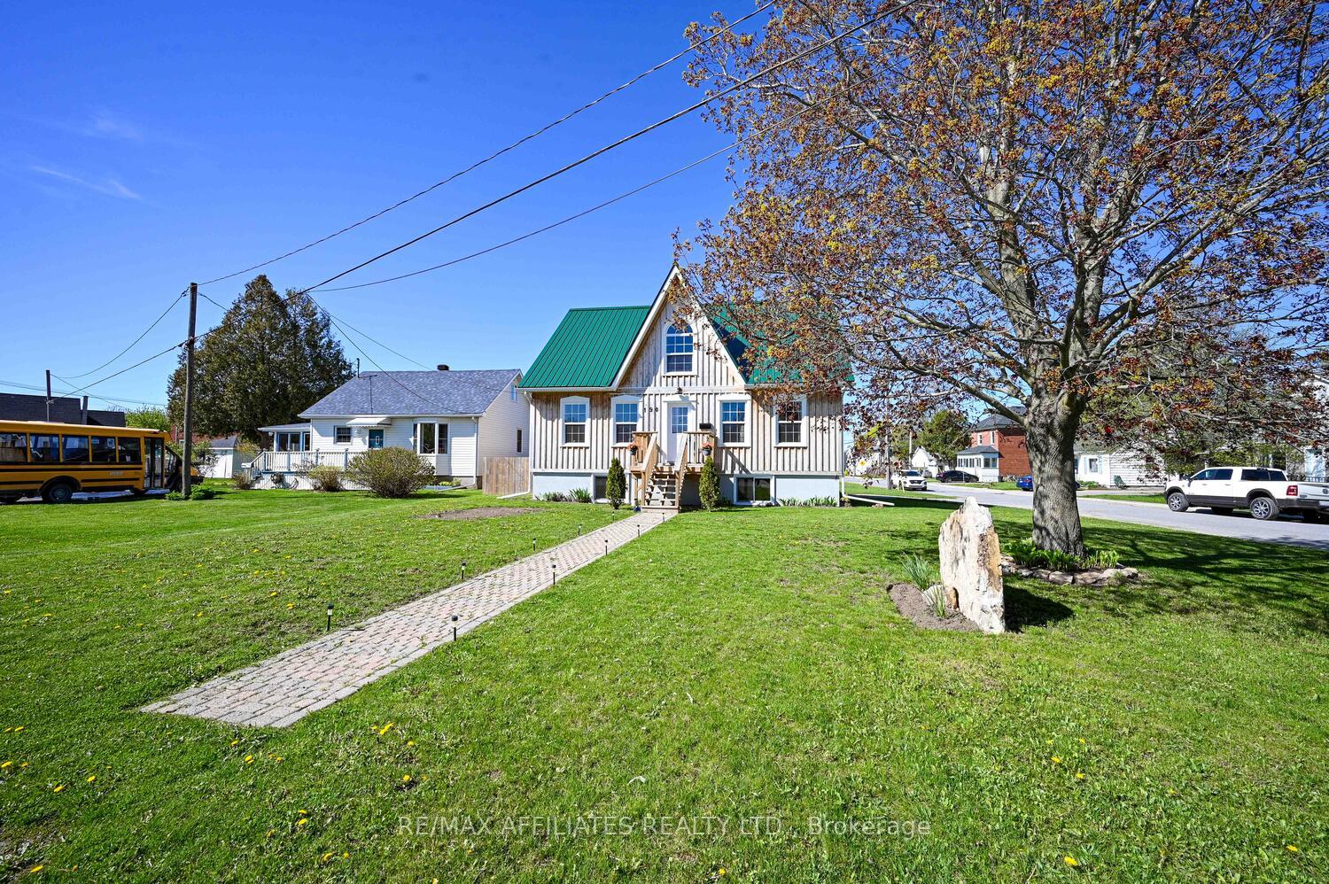 Photo 36 of 190 Beckwith Street N, Smiths Falls — HOMEH