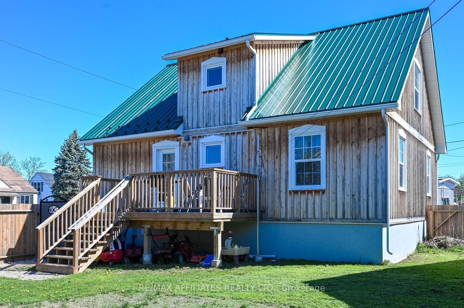 Photo 38 of 190 Beckwith Street N, Smiths Falls — HOMEH