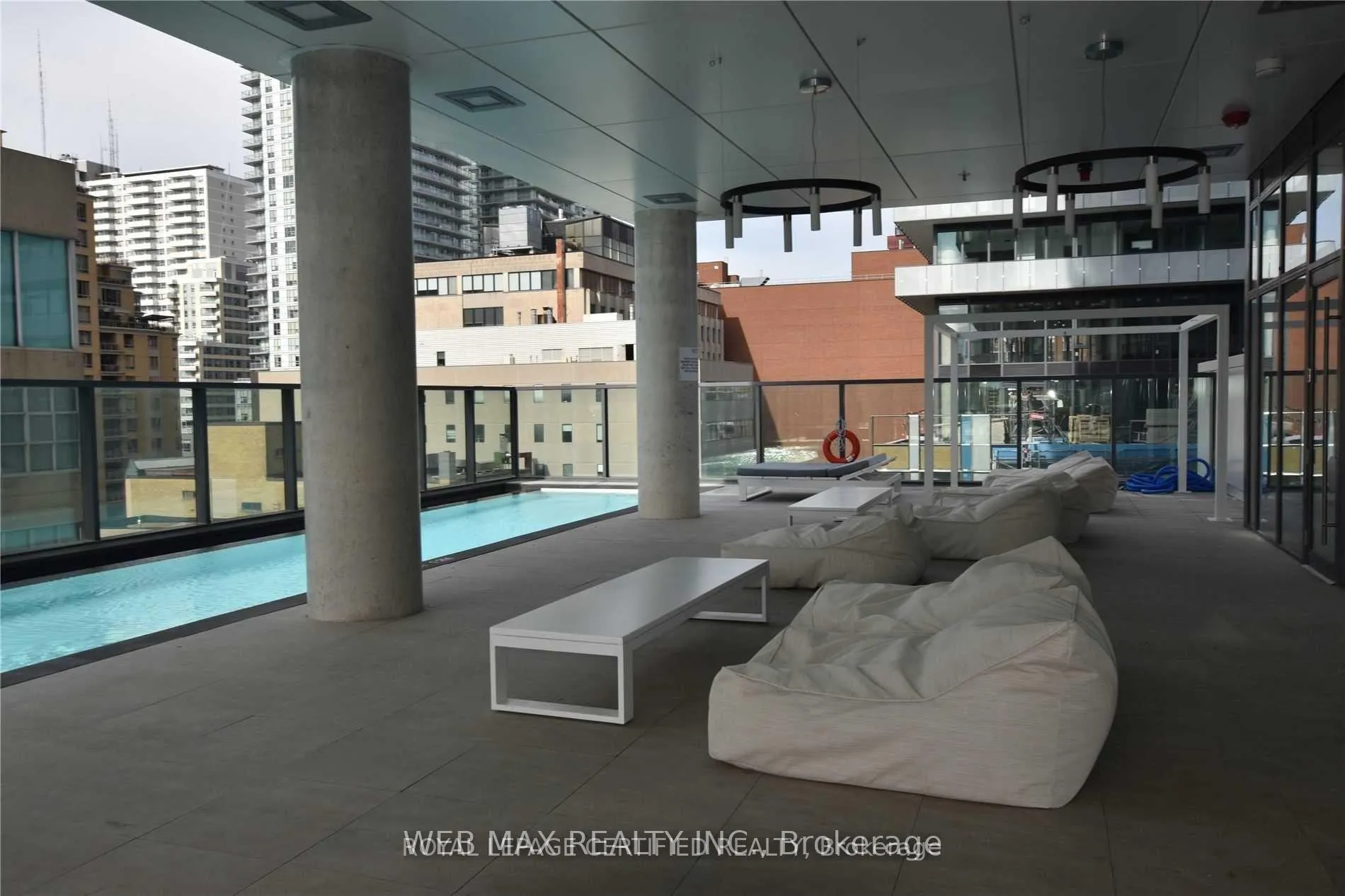 Photo 14 of Unit 1611, 185 Roehampton Avenue, Toronto, Mount Pleasant West — HOMEH