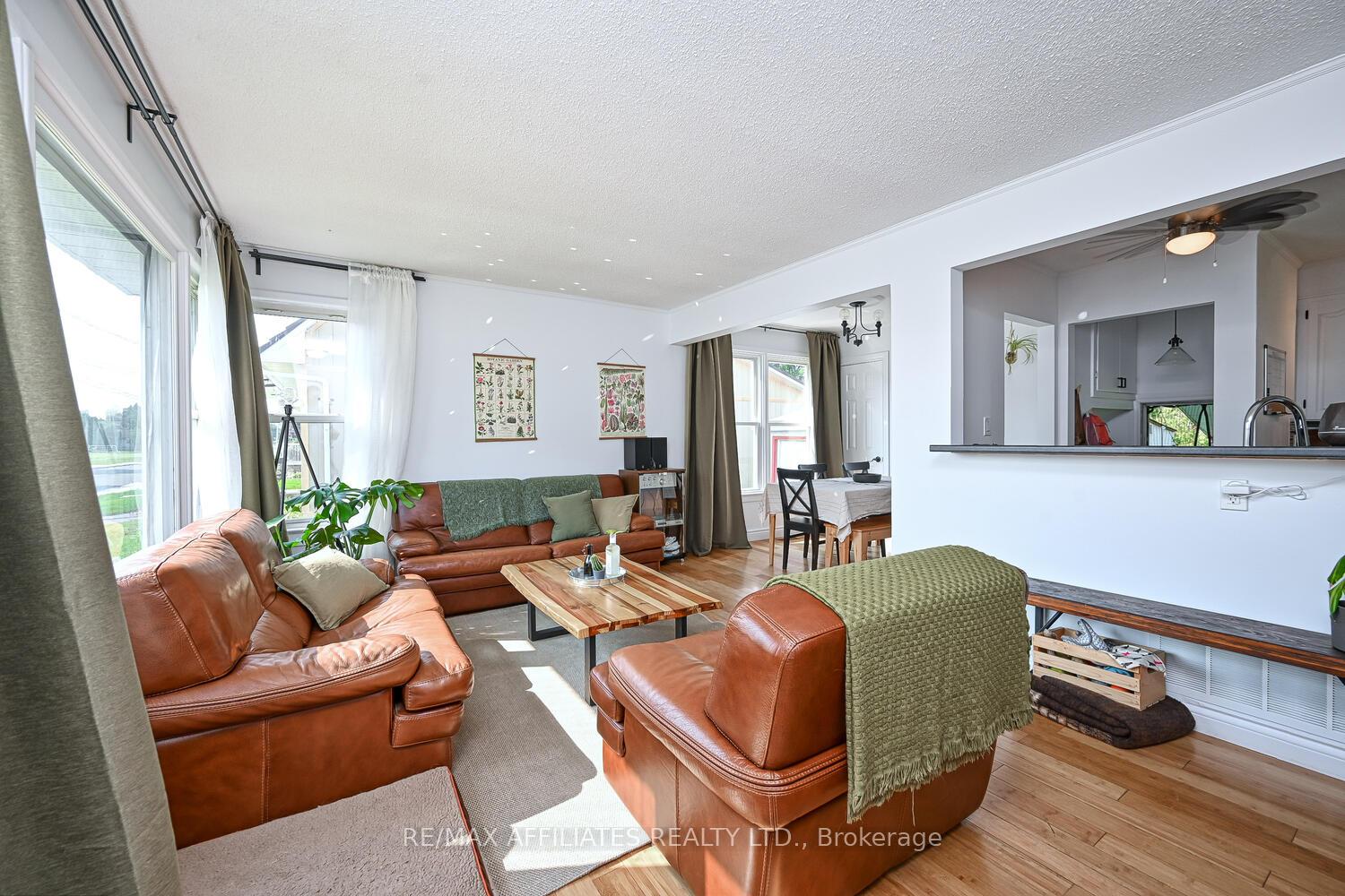Photo 6 of 6 Catherine Street, Smiths Falls — HOMEH