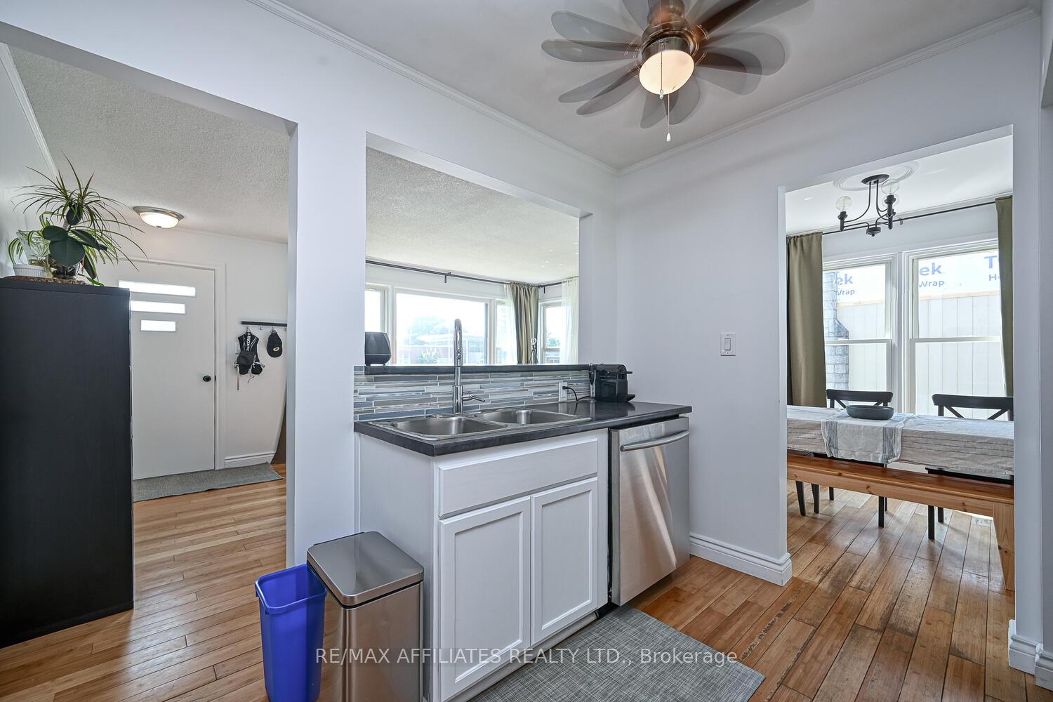 Photo 11 of 6 Catherine Street, Smiths Falls — HOMEH