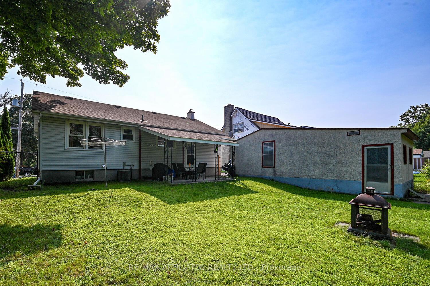 Photo 27 of 6 Catherine Street, Smiths Falls — HOMEH