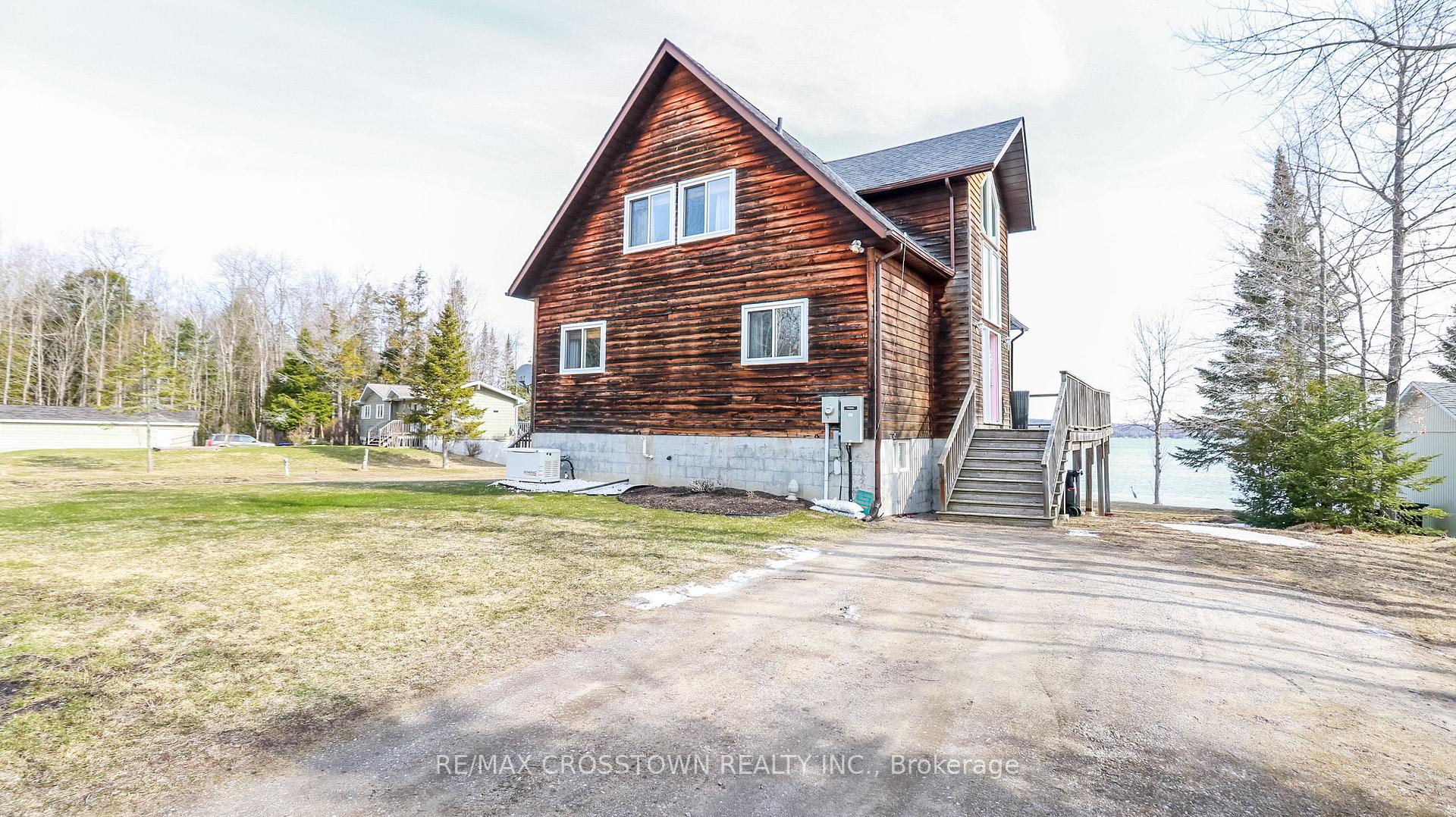 Photo 5 of 3093 Sandy Bend, Springwater, Rural Springwater — HOMEH