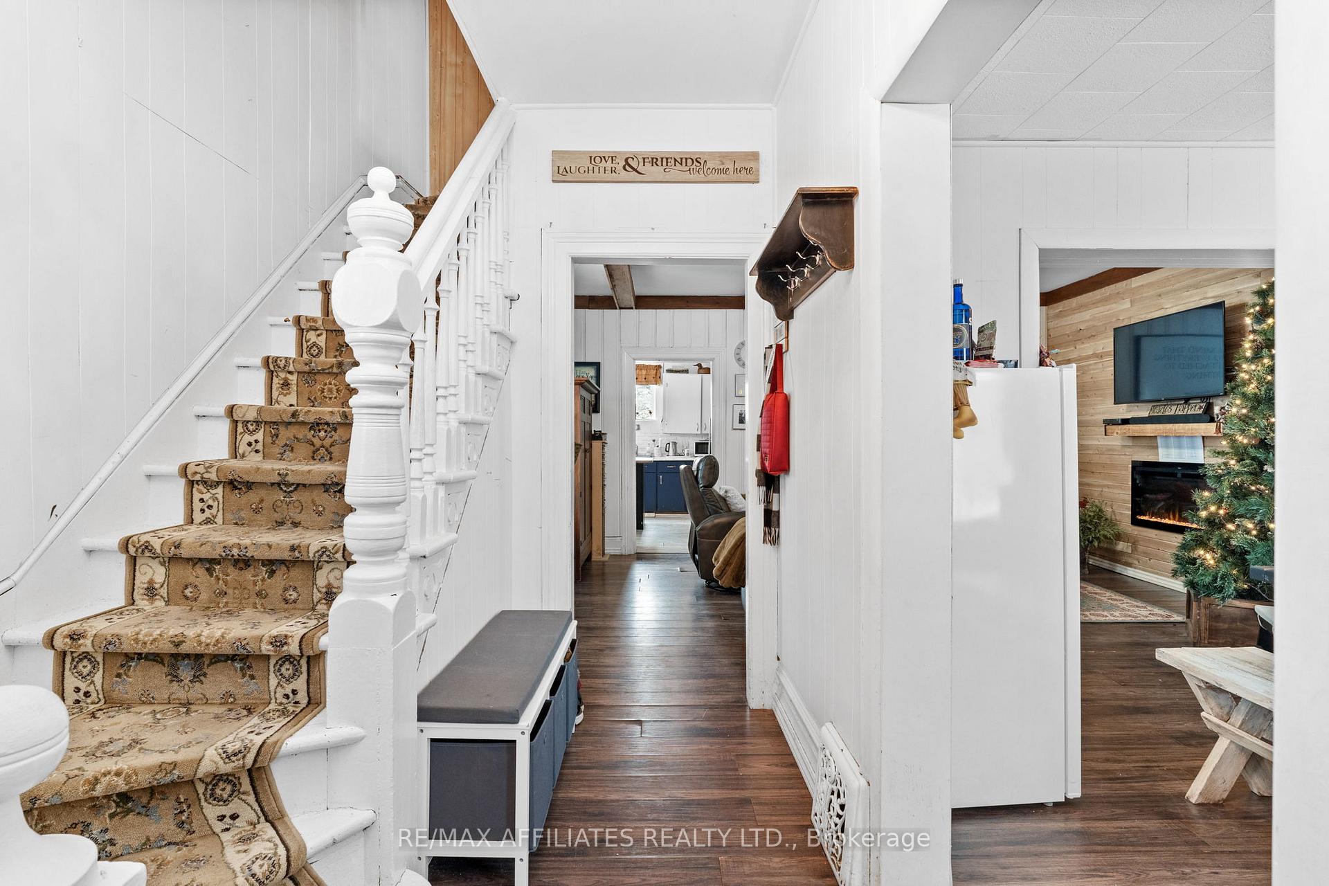 Photo 4 of 84 William Street E, Smiths Falls — HOMEH