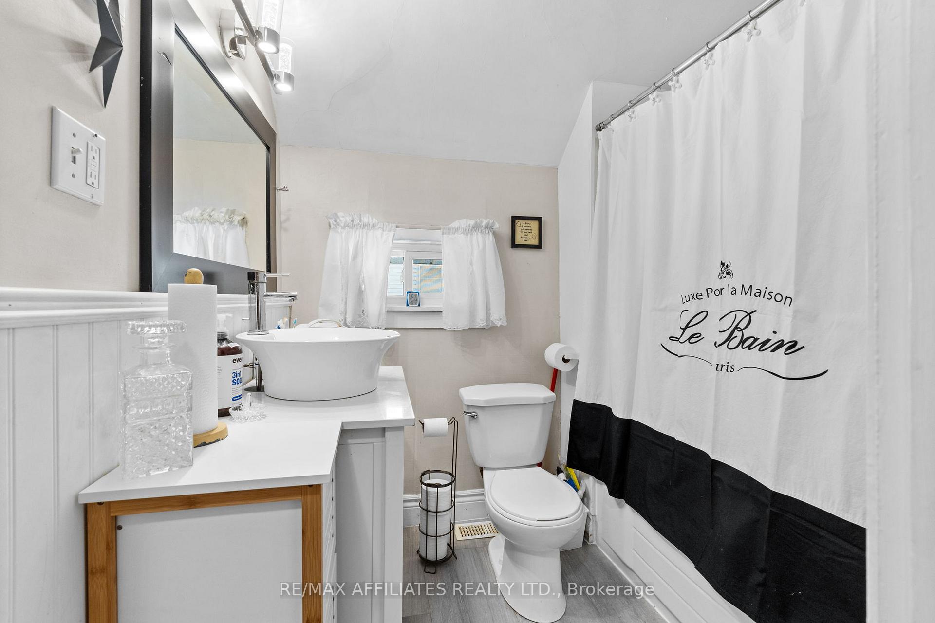 Photo 27 of 84 William Street E, Smiths Falls — HOMEH