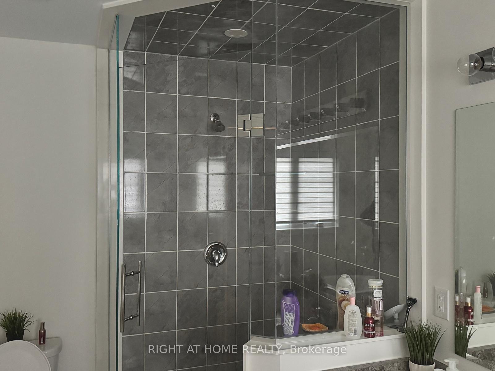 Photo 13 of 21 Sassafras Road, Springwater, Midhurst — HOMEH