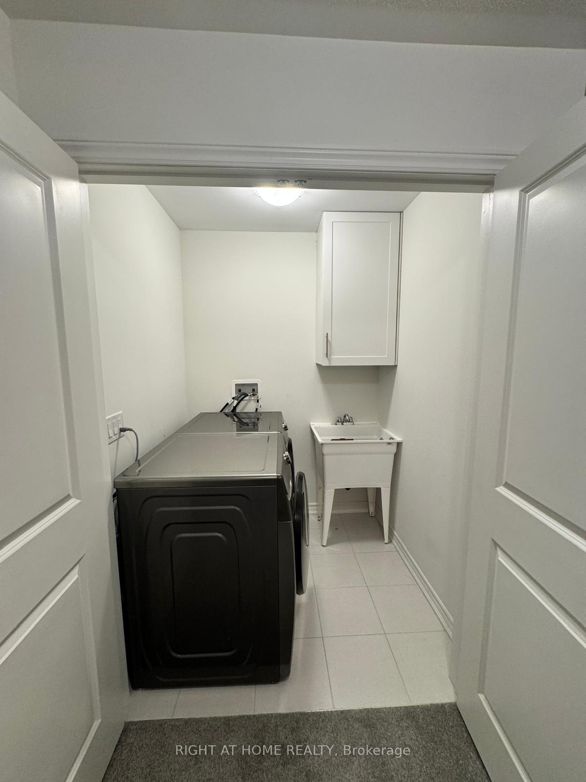Photo 18 of 21 Sassafras Road, Springwater, Midhurst — HOMEH