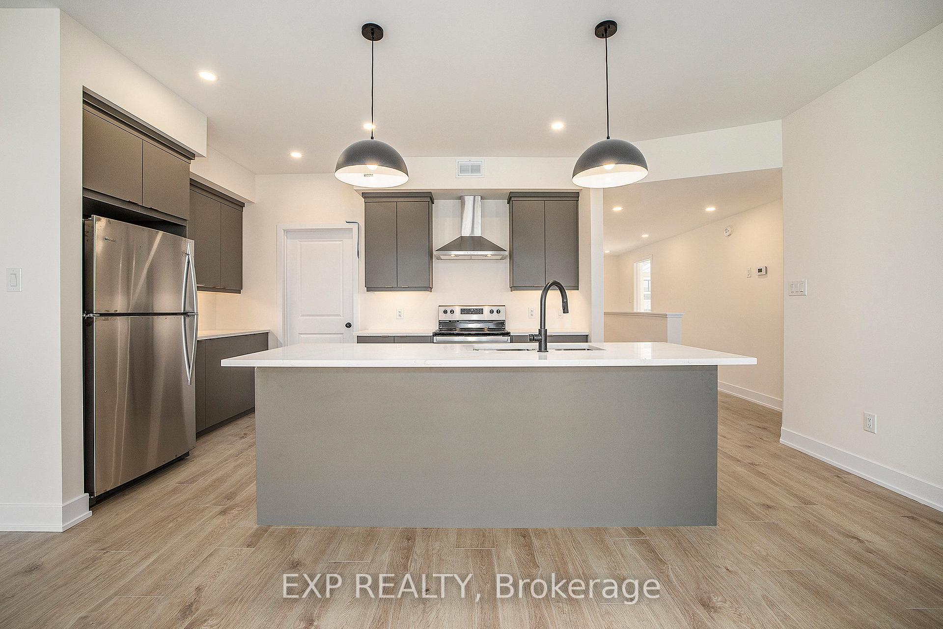 Photo 13 of 86 Whitcomb Crescent, Smiths Falls — HOMEH