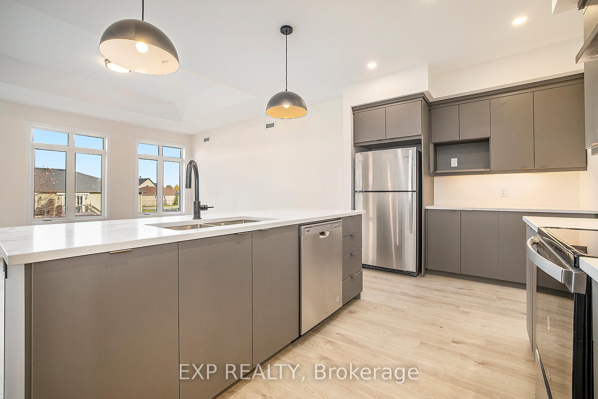 Photo 17 of 86 Whitcomb Crescent, Smiths Falls — HOMEH