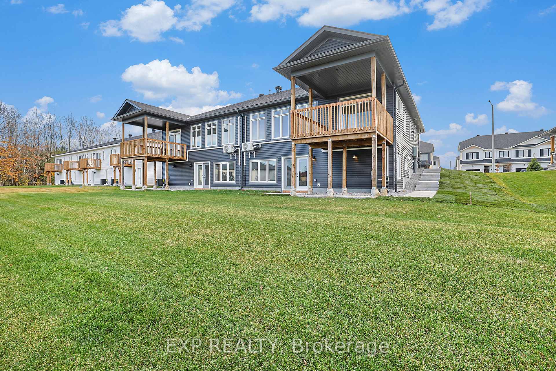 Photo 28 of 86 Whitcomb Crescent, Smiths Falls — HOMEH