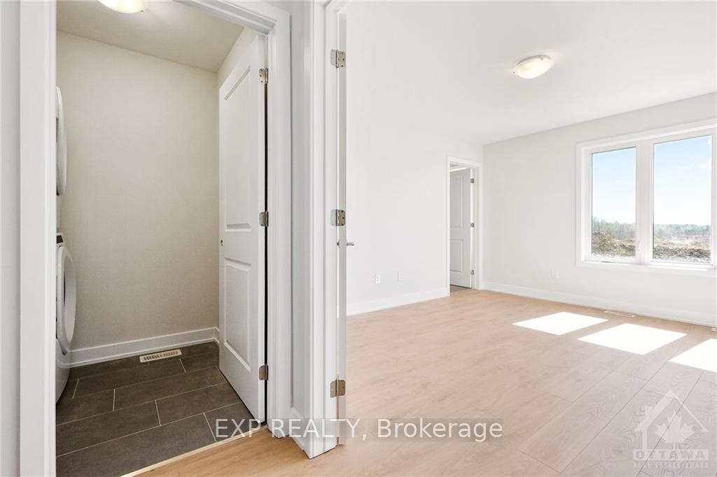 Photo 17 of 60 Staples Boulevard, Smiths Falls — HOMEH