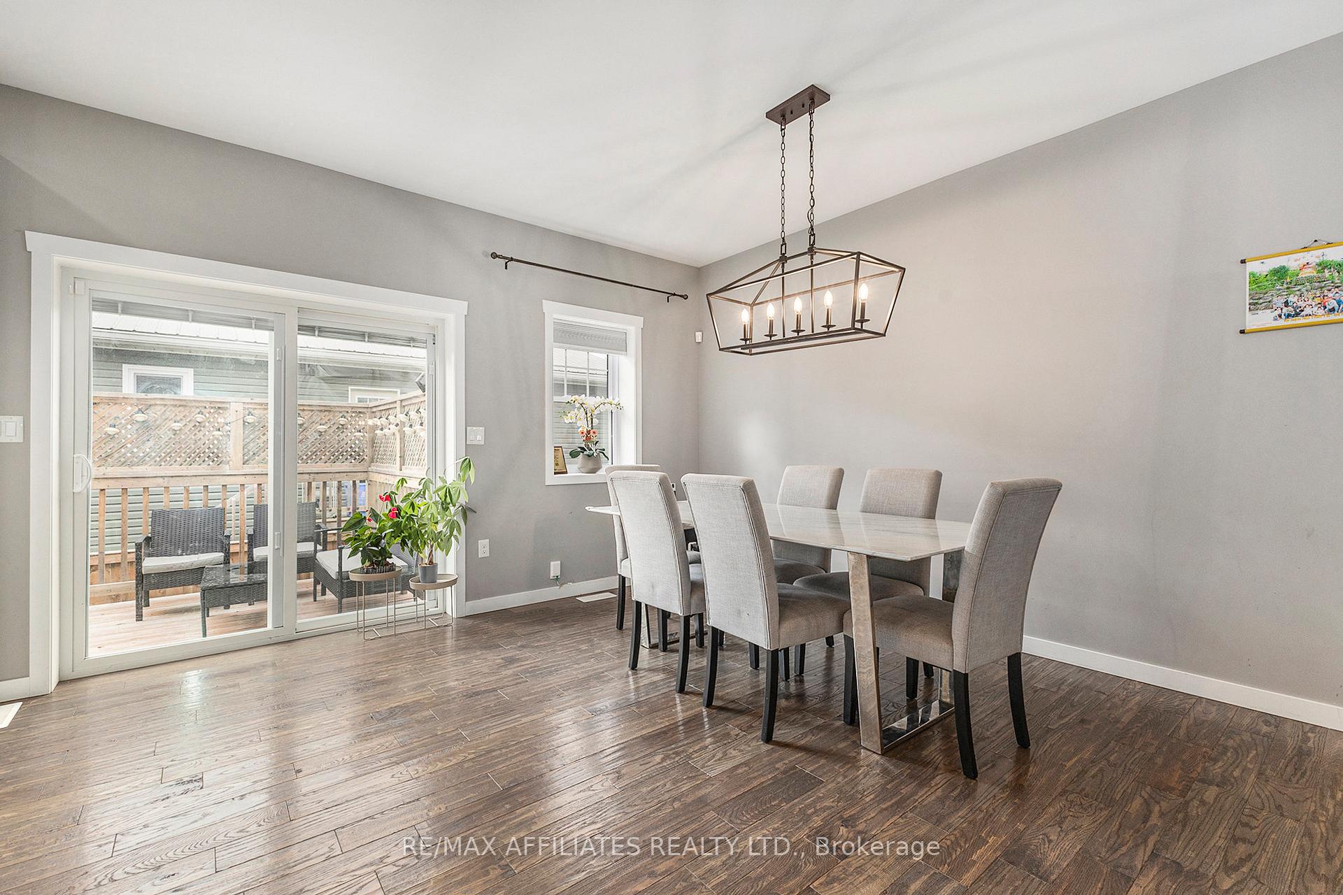 Photo 11 of 11 Pearl Street, Smiths Falls — HOMEH