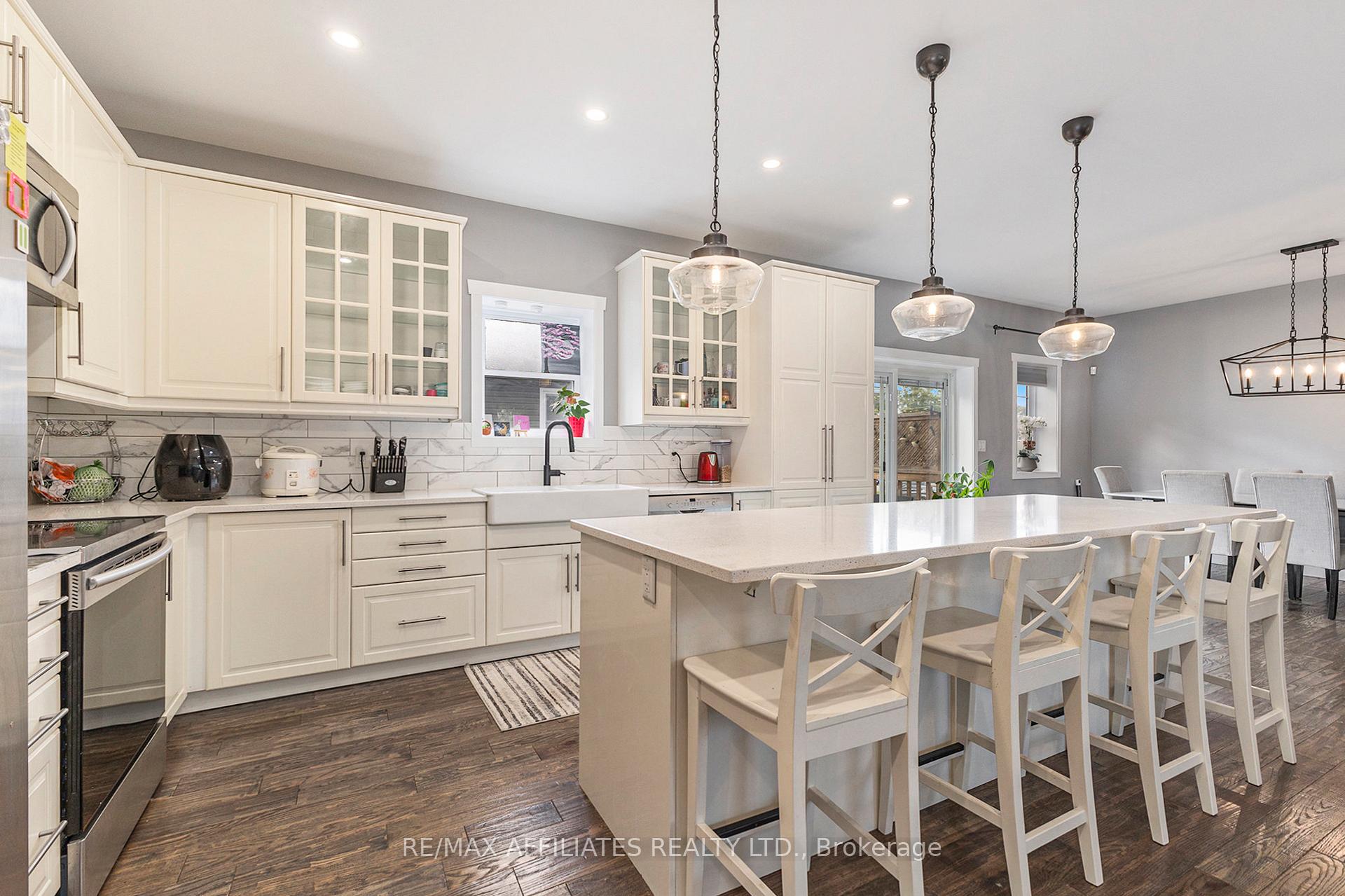 Photo 15 of 11 Pearl Street, Smiths Falls — HOMEH
