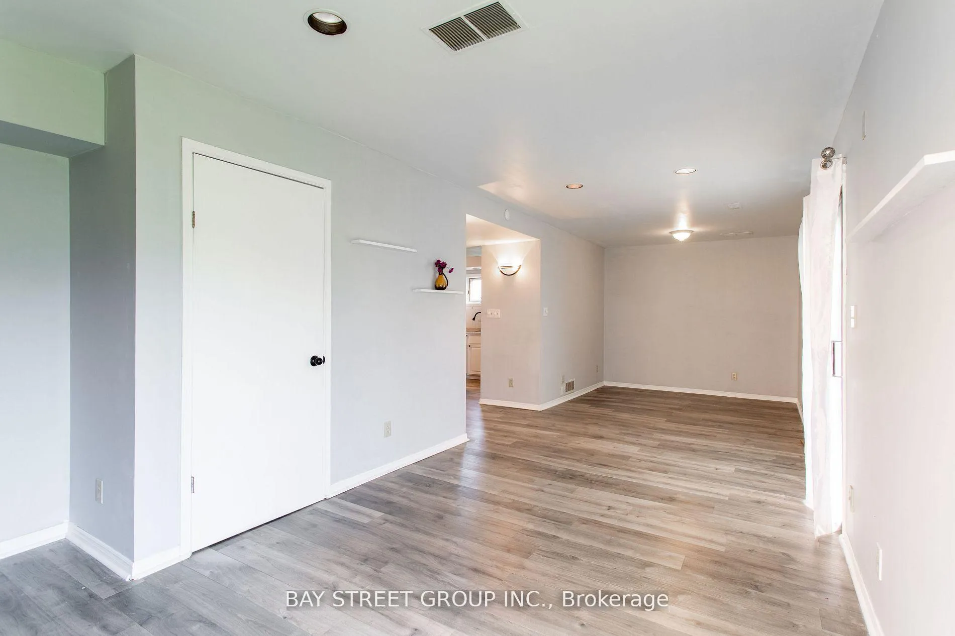 Photo 16 of 568 View Lake Road, Scugog, Rural Scugog — HOMEH