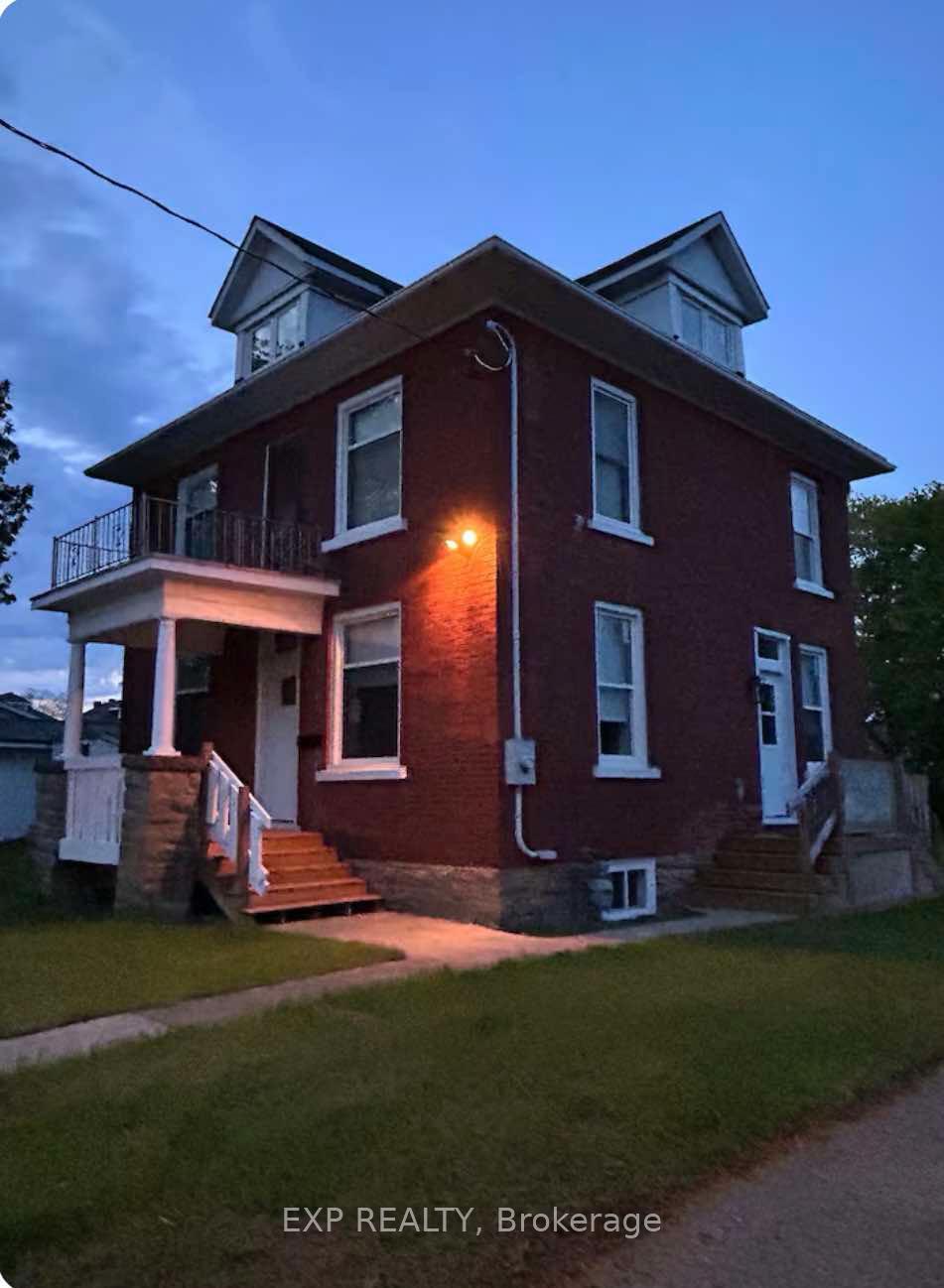 Front of 25 James Street N