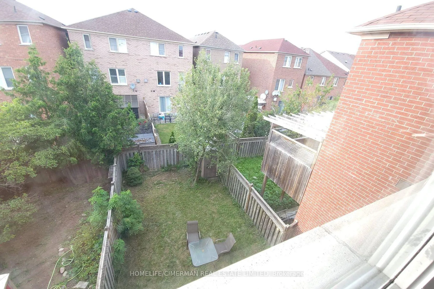 Photo 2 of Unit Upper, 161 Sassafras Circle, Vaughan, Patterson — HOMEH