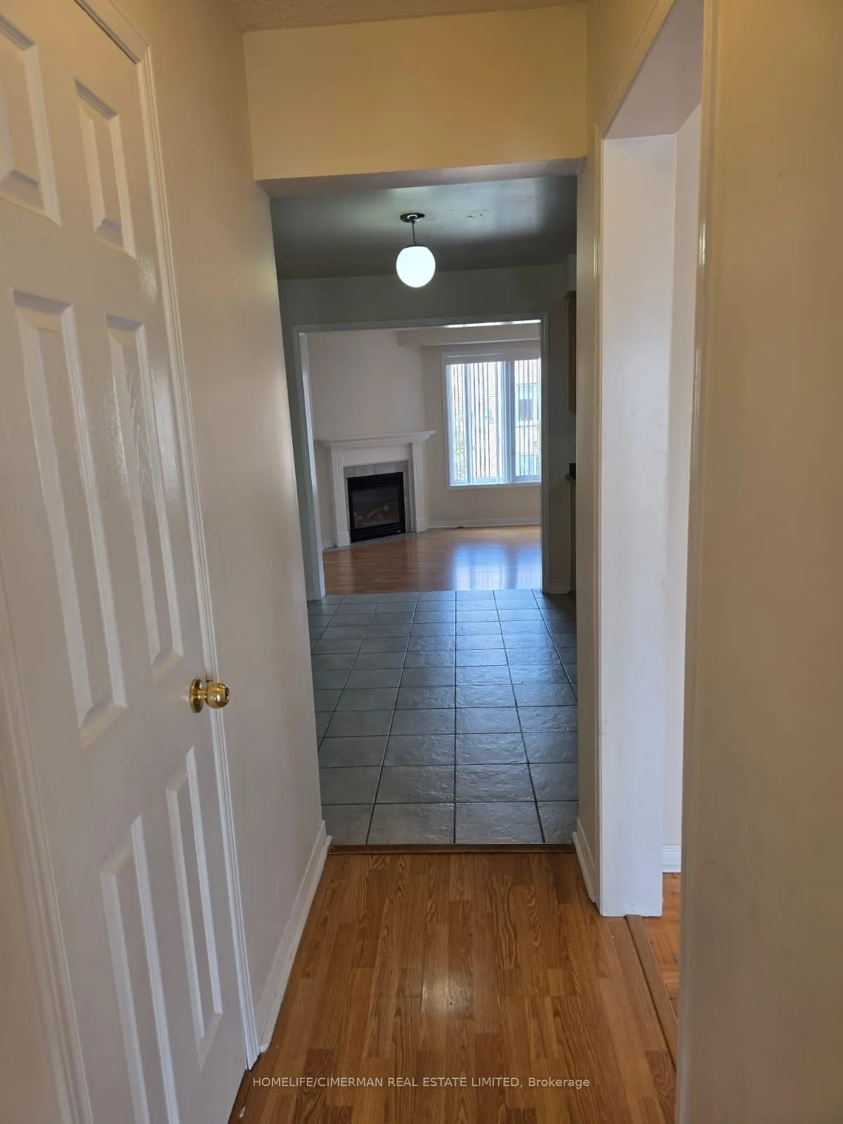 Photo 9 of Unit Upper, 161 Sassafras Circle, Vaughan, Patterson — HOMEH