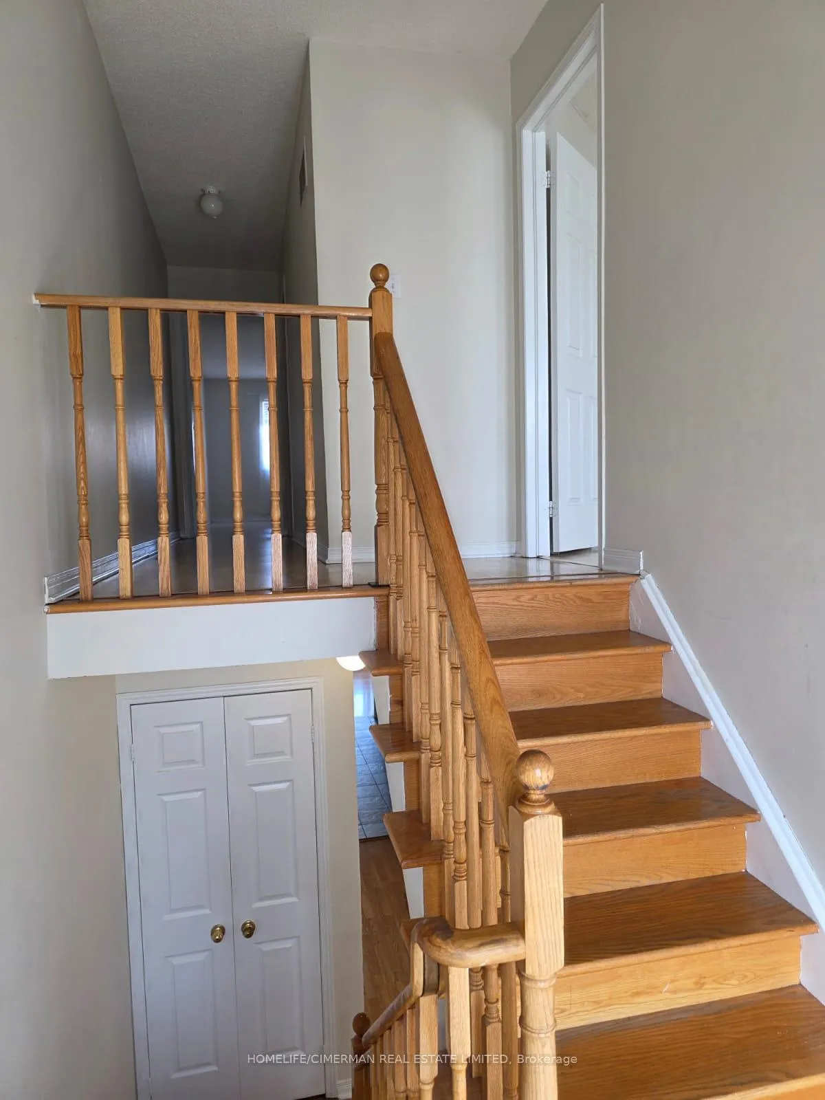Photo 11 of Unit Upper, 161 Sassafras Circle, Vaughan, Patterson — HOMEH