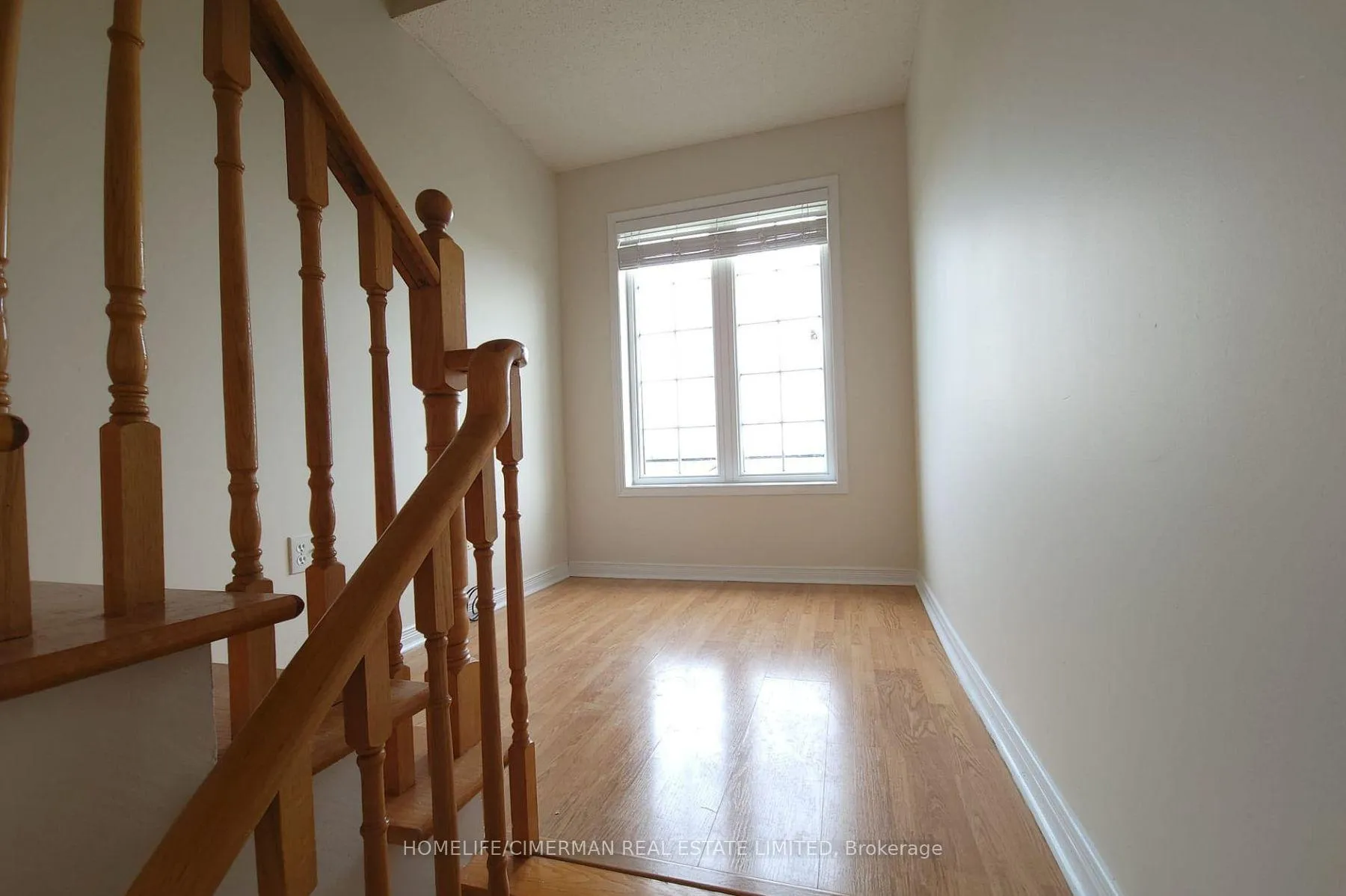 Photo 13 of Unit Upper, 161 Sassafras Circle, Vaughan, Patterson — HOMEH