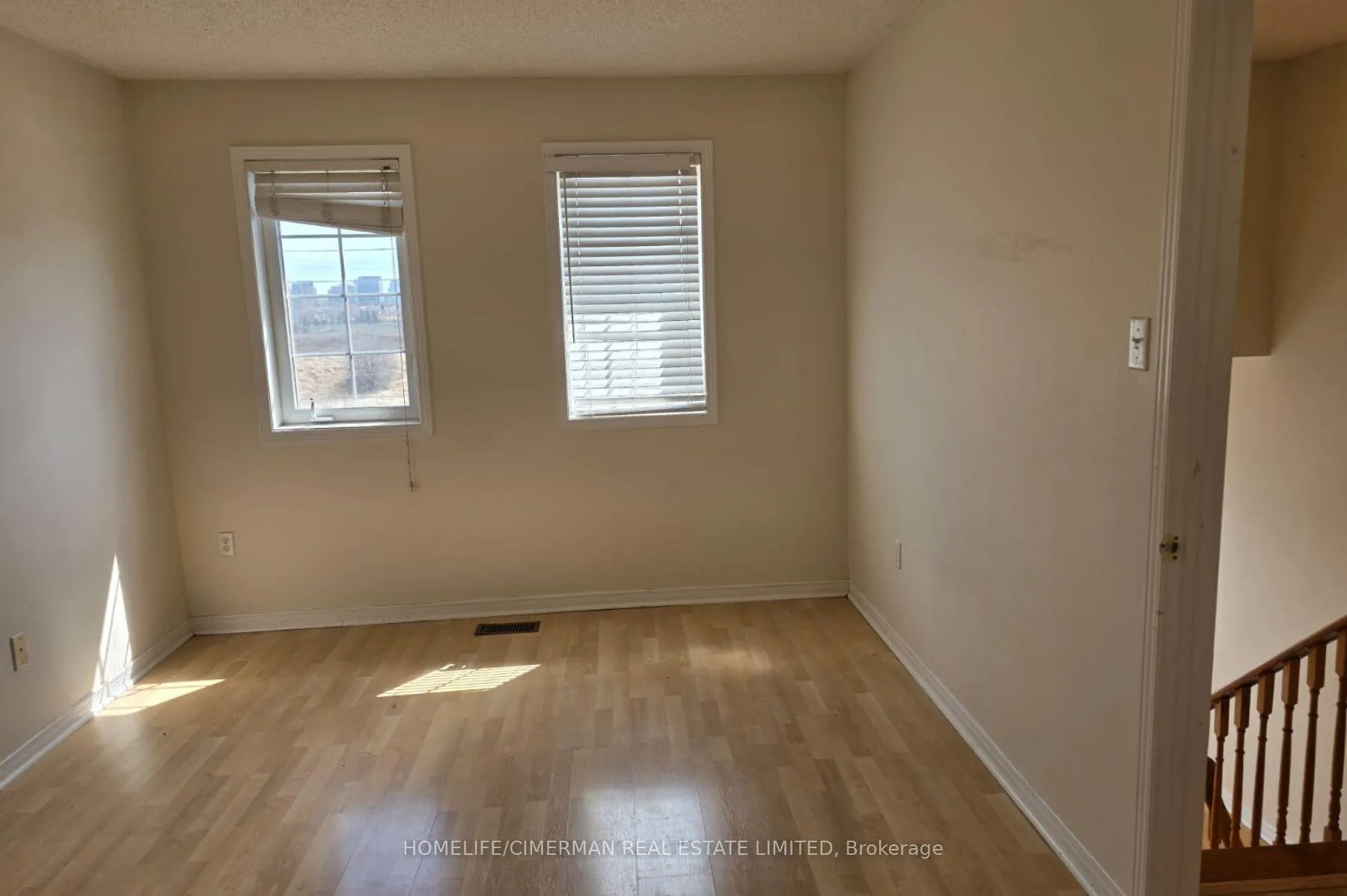 Photo 16 of Unit Upper, 161 Sassafras Circle, Vaughan, Patterson — HOMEH