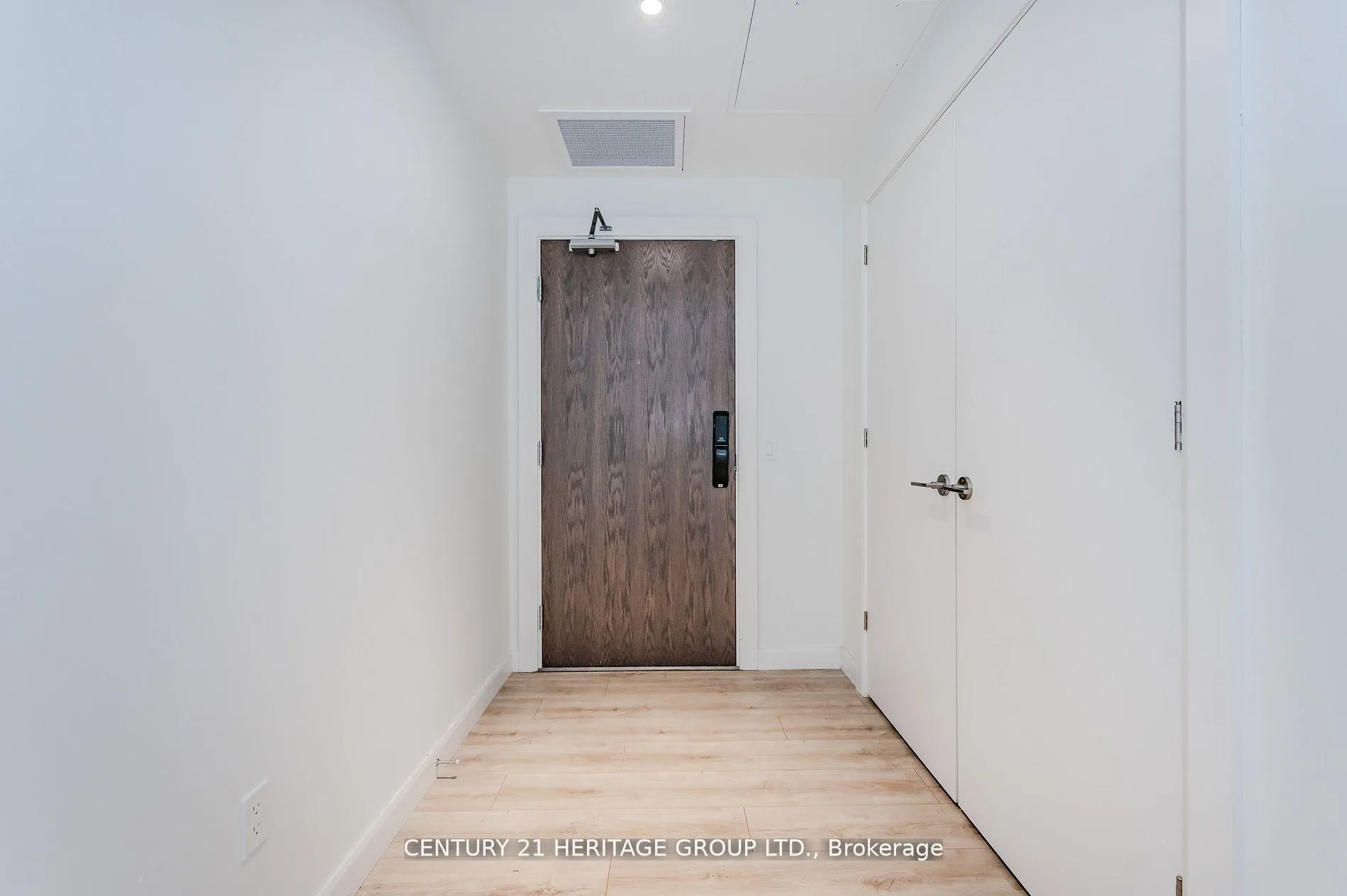 Photo 11 of Unit 703, 741 King Street W, Kitchener — HOMEH