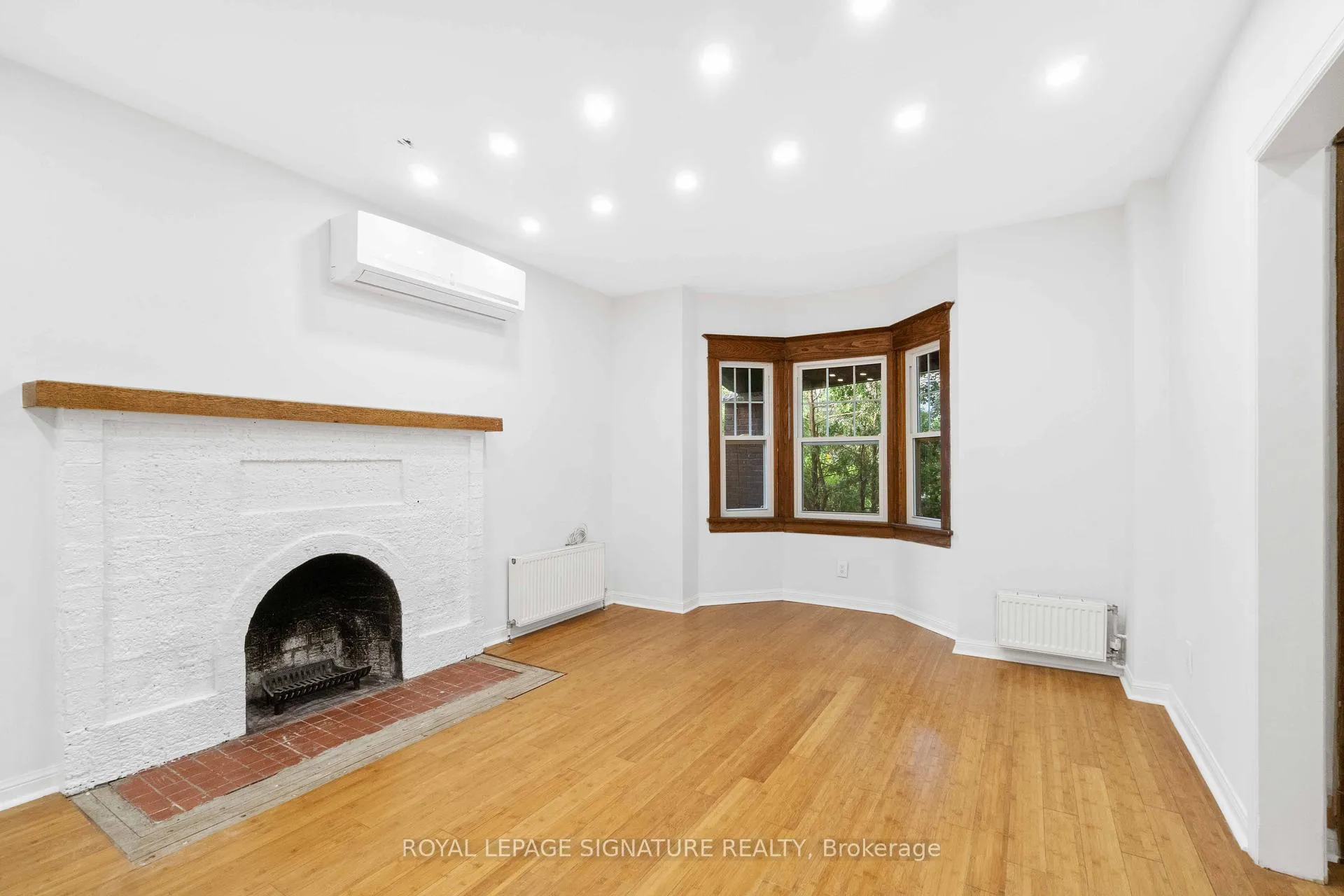 Photo 7 of Unit Main, 165 Arlington Avenue, Toronto, Humewood-Cedarvale — HOMEH
