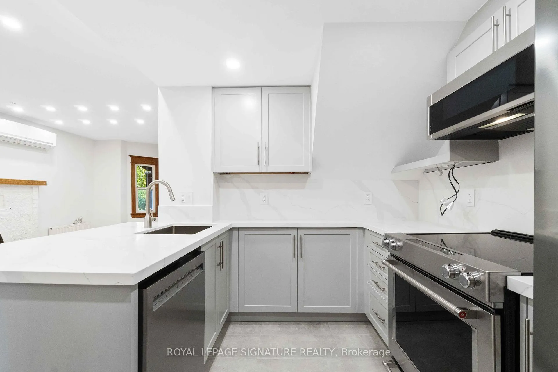 Photo 13 of Unit Main, 165 Arlington Avenue, Toronto, Humewood-Cedarvale — HOMEH