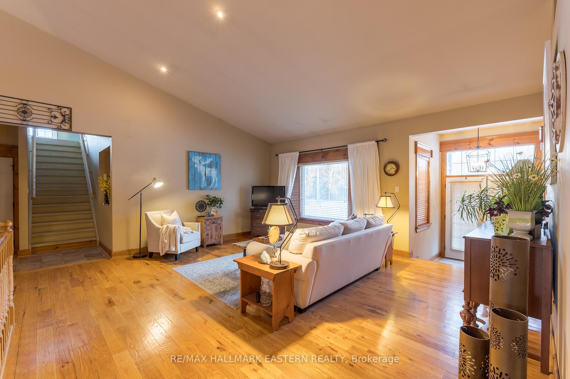 Photo 4 of 704 Tara Road, Selwyn — HOMEH