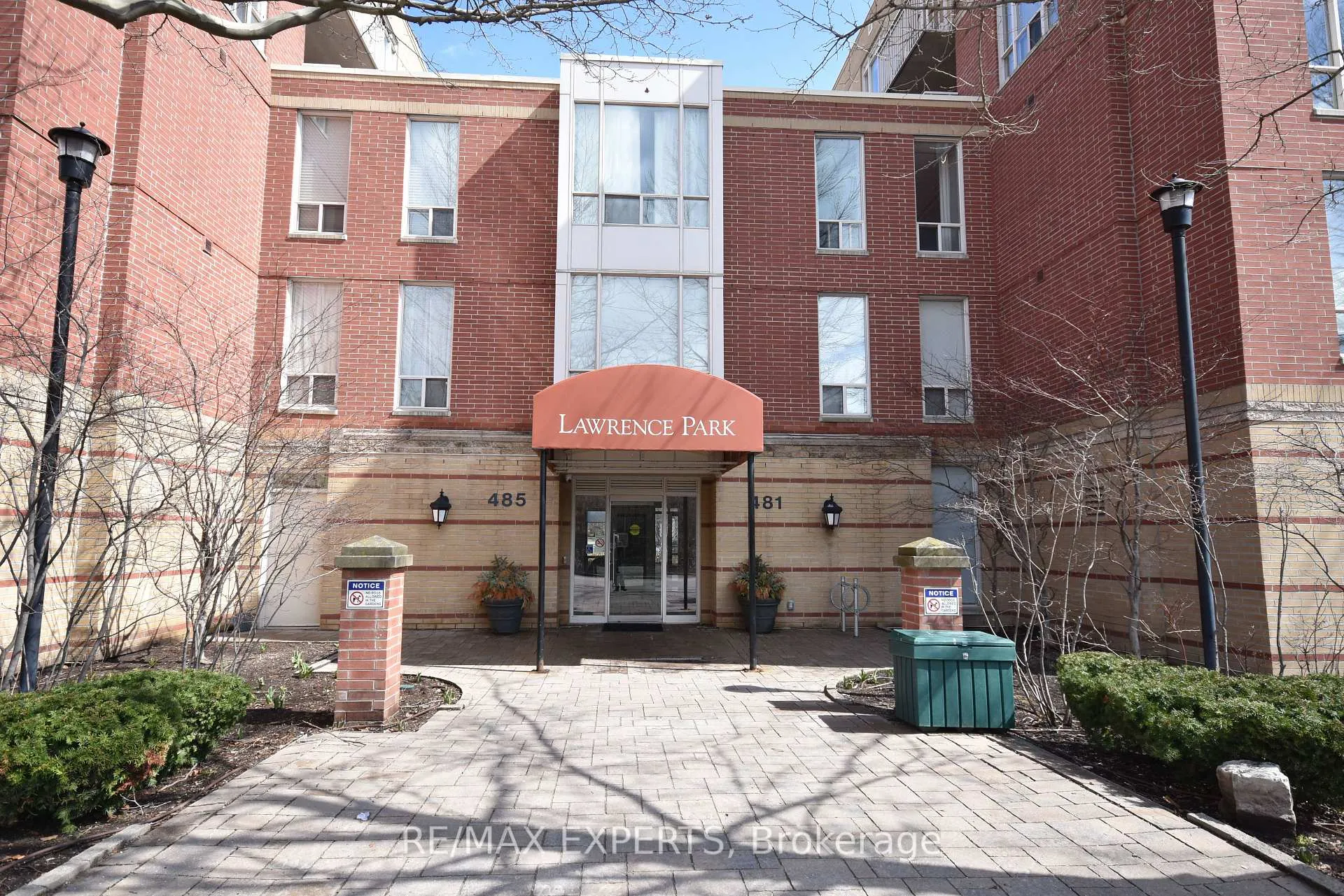 Front of Unit 506, 481 Rosewell Avenue SW
