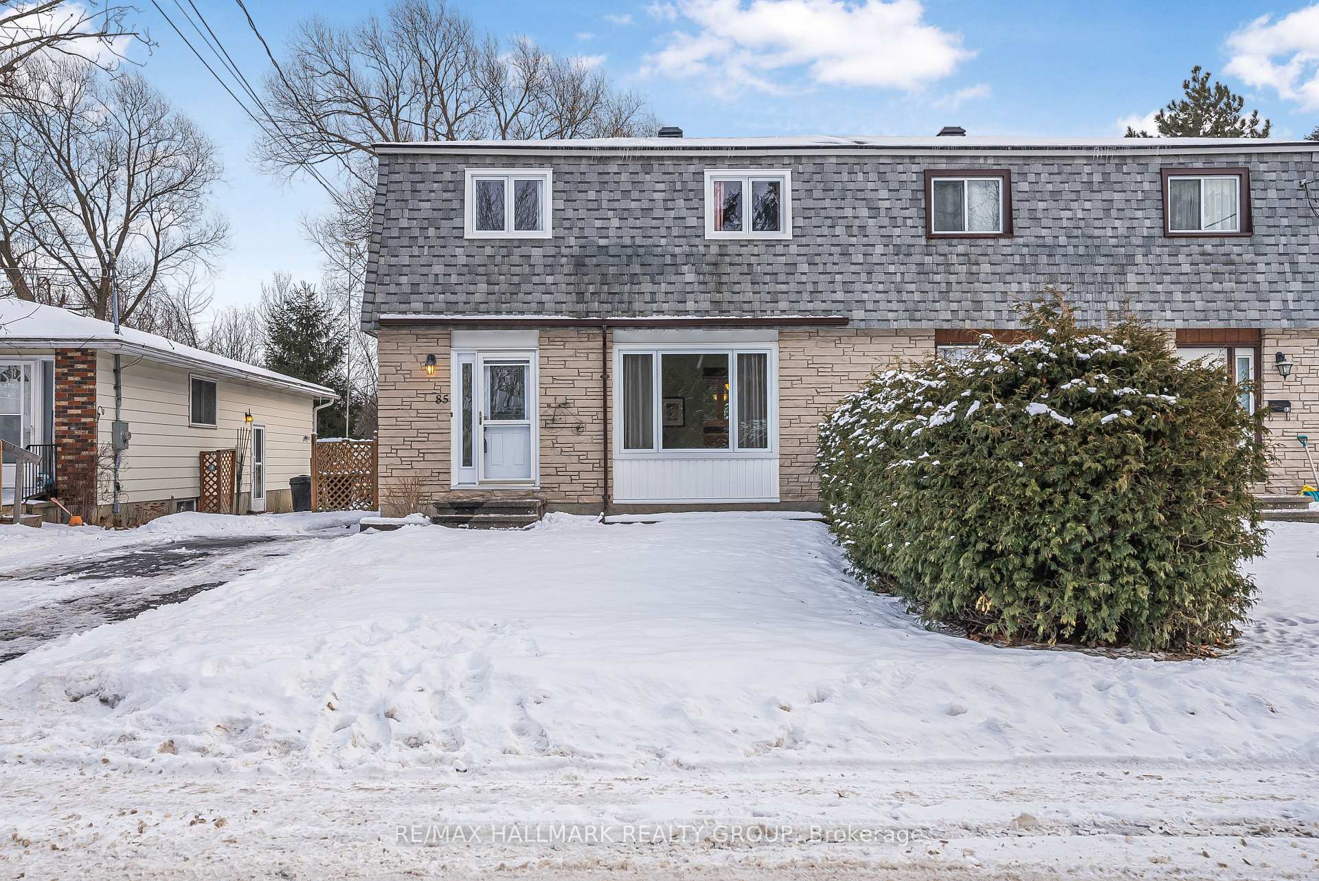 Photo 1 of 85 Stephen Street S, Smiths Falls — HOMEH