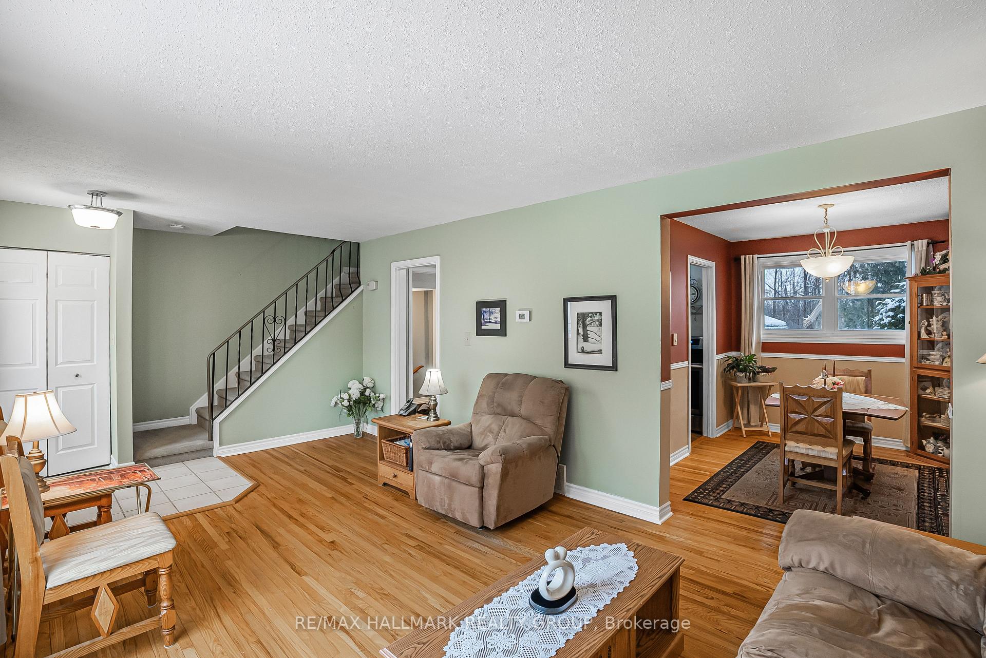 Photo 6 of 85 Stephen Street S, Smiths Falls — HOMEH