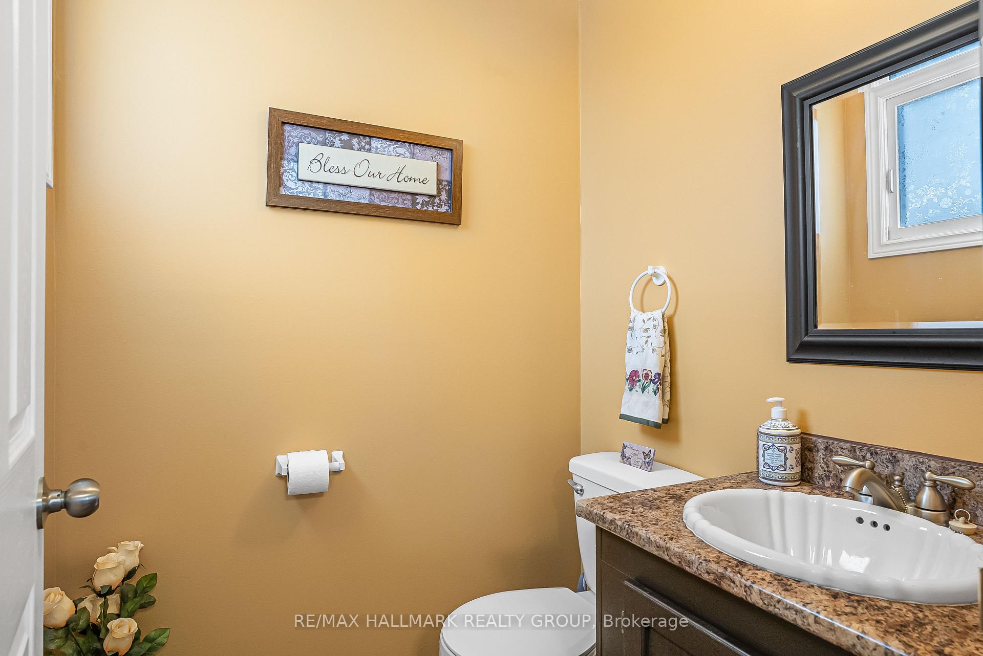 Photo 11 of 85 Stephen Street S, Smiths Falls — HOMEH
