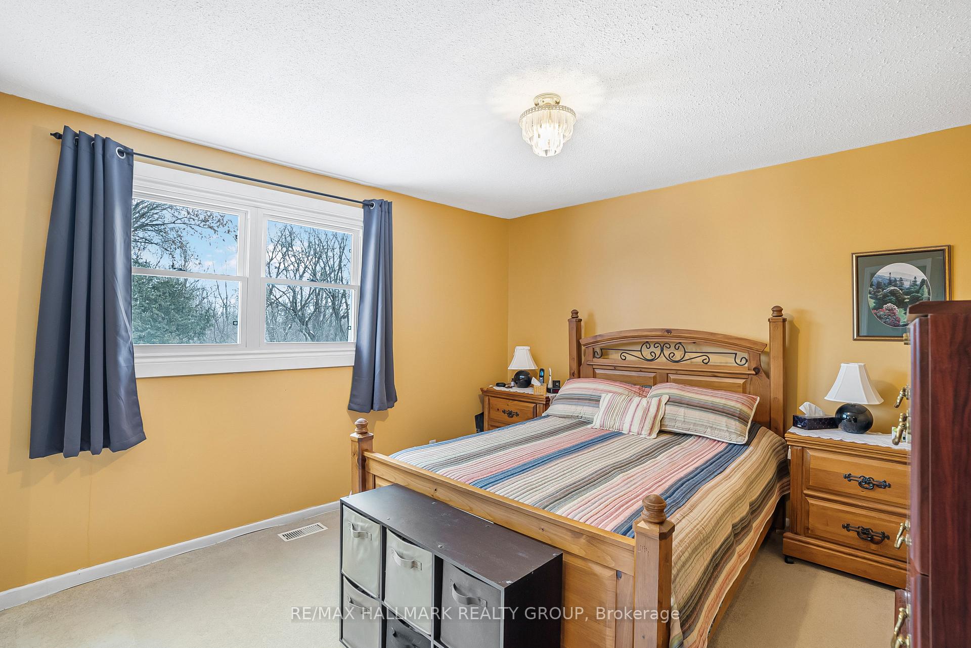 Photo 12 of 85 Stephen Street S, Smiths Falls — HOMEH