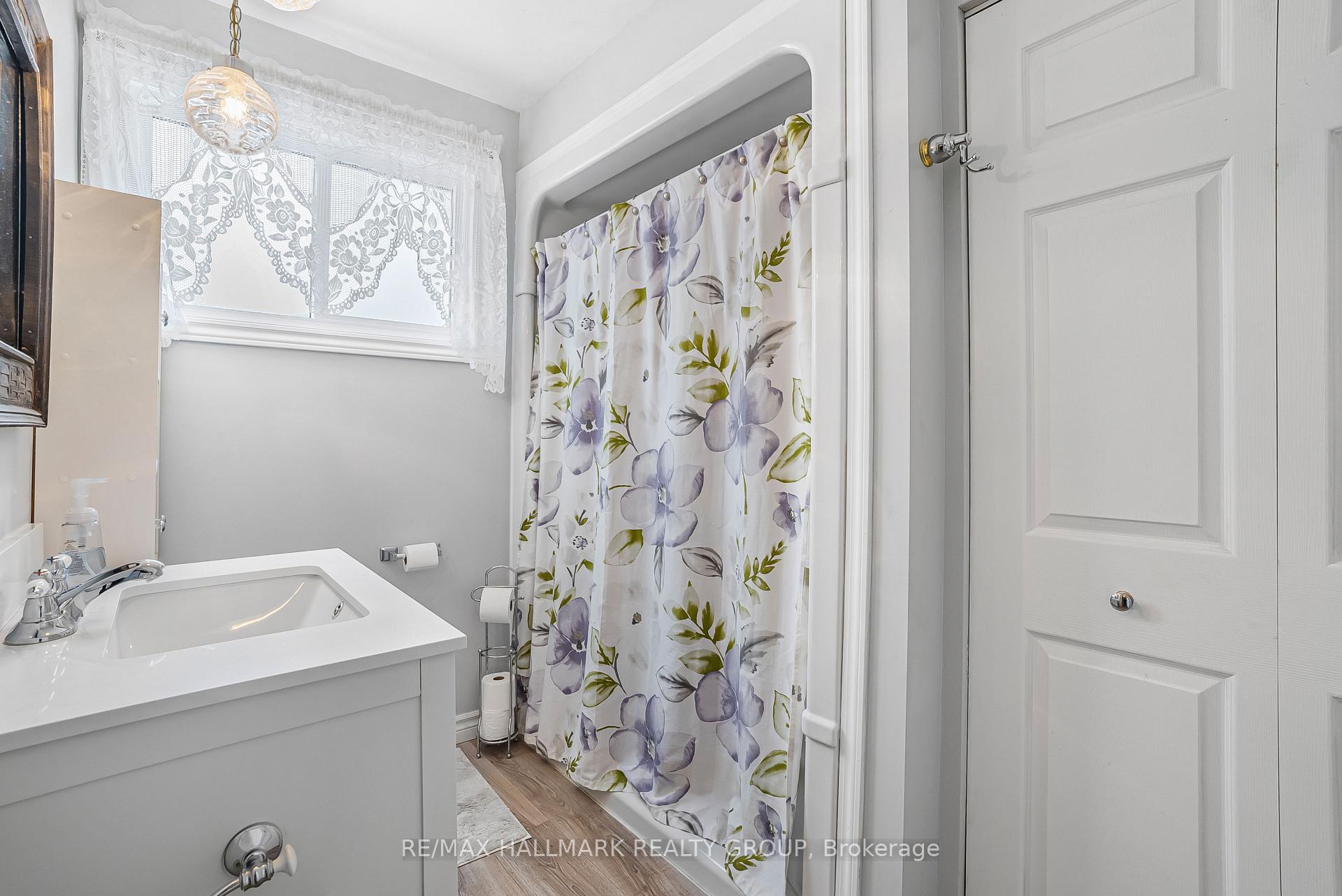 Photo 15 of 85 Stephen Street S, Smiths Falls — HOMEH