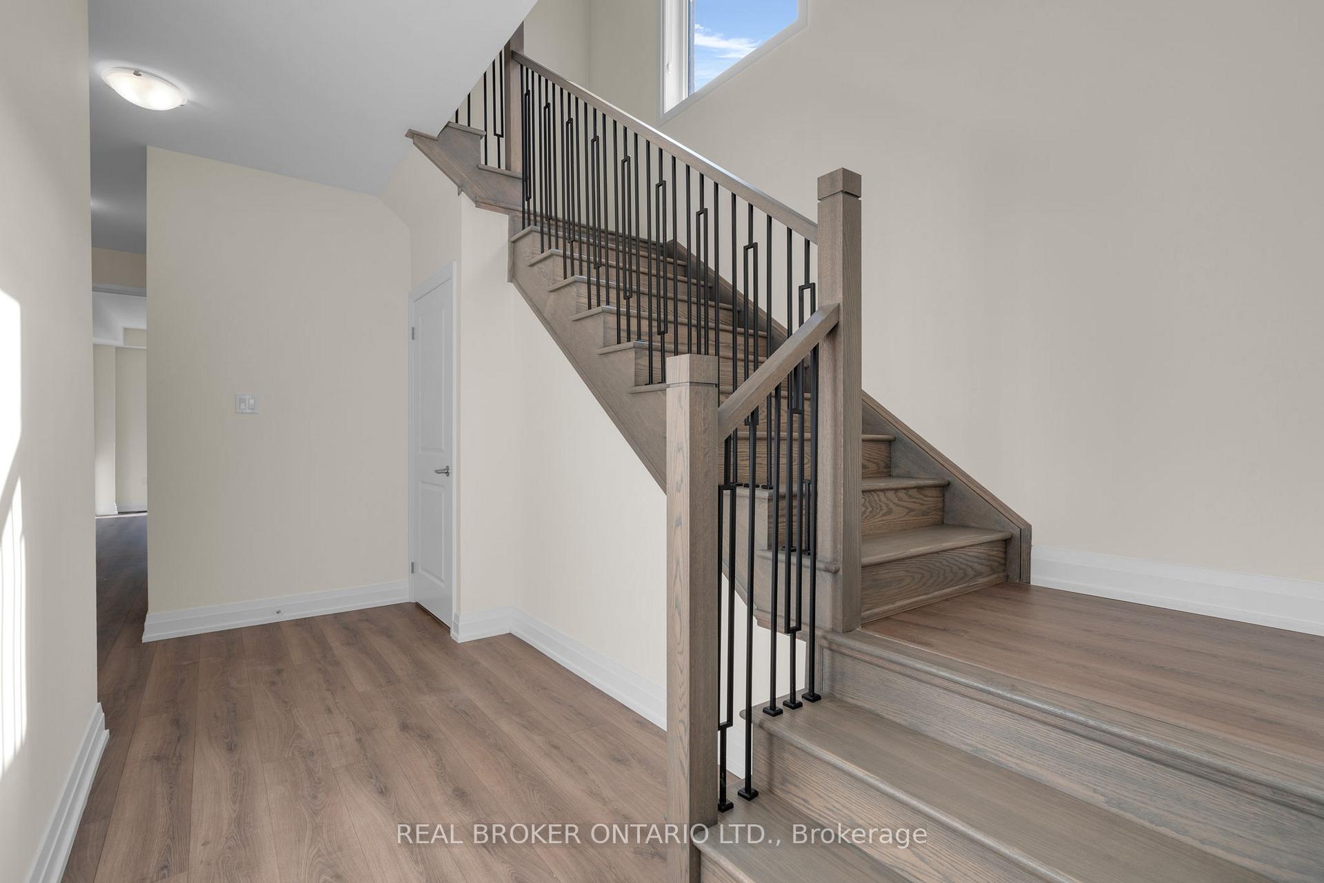 Photo 2 of 23 Calypso Avenue, Springwater, Midhurst — HOMEH