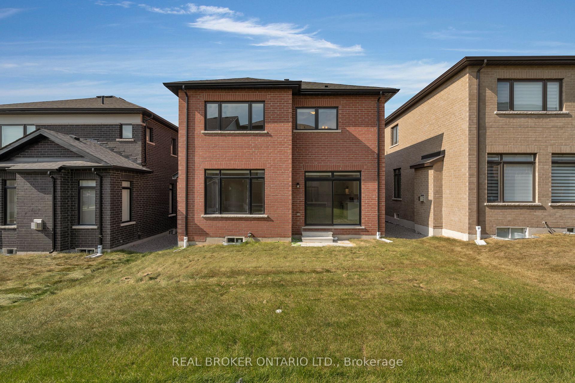 Photo 24 of 23 Calypso Avenue, Springwater, Midhurst — HOMEH
