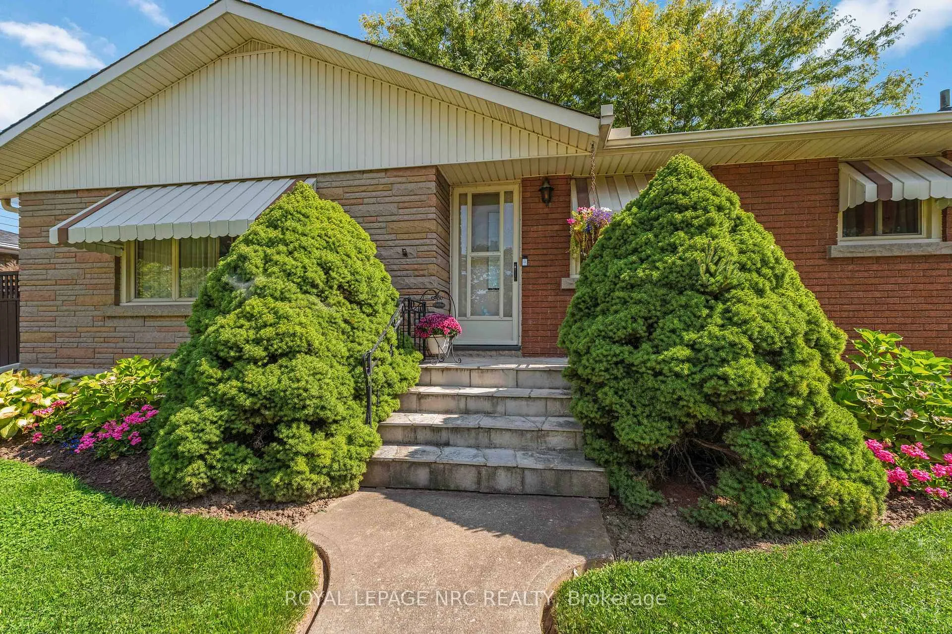 Photo 24 of 6256 Pitton Road, Niagara Falls, West Wood — HOMEH