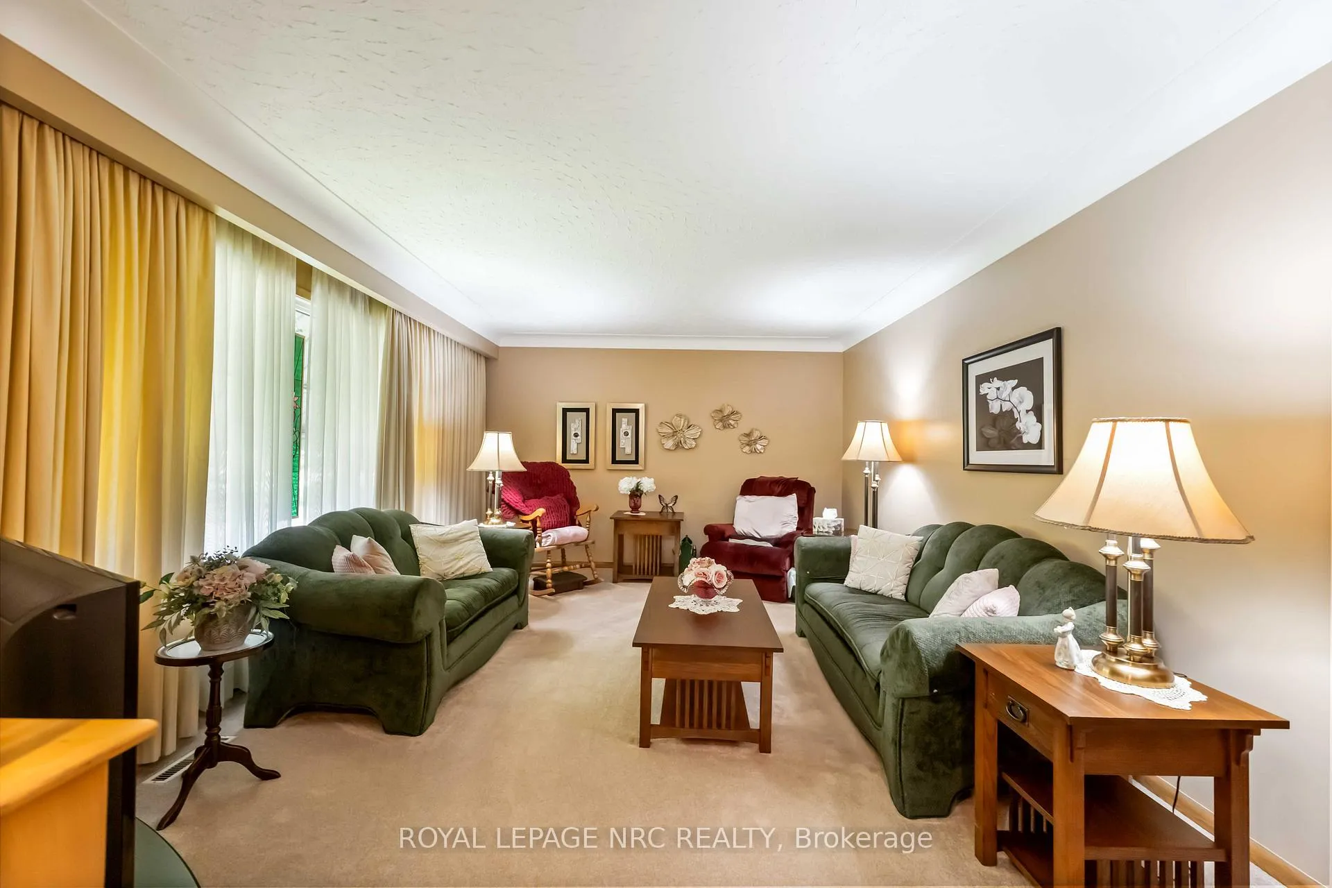 Photo 38 of 6256 Pitton Road, Niagara Falls, West Wood — HOMEH