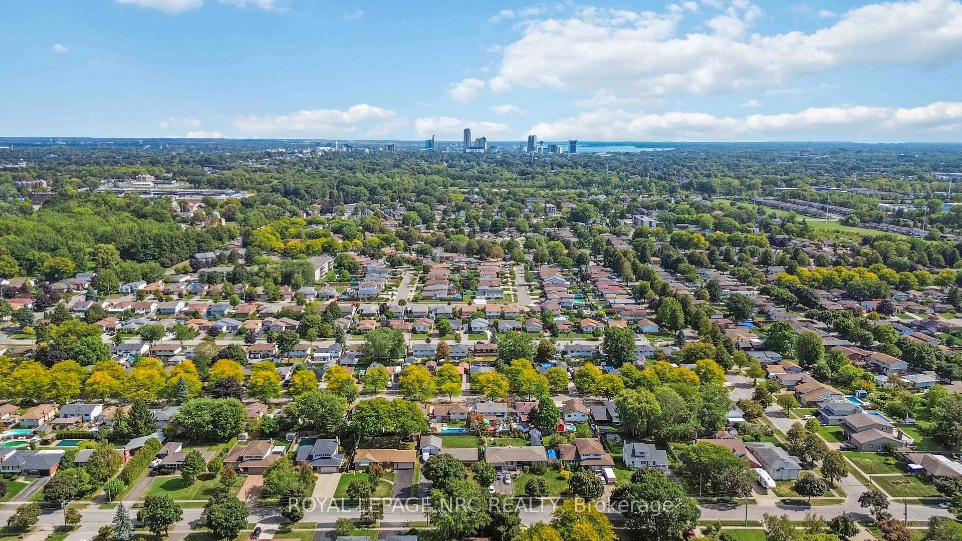 Photo 216 of 6256 Pitton Road, Niagara Falls, West Wood — HOMEH