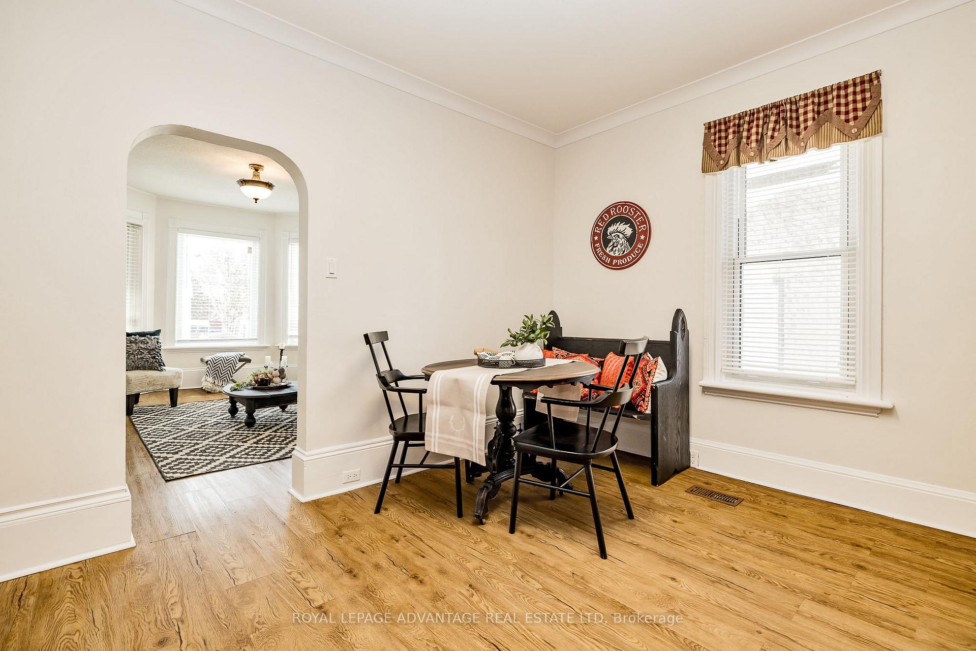 Photo 11 of 33 Kensington Avenue, Smiths Falls — HOMEH