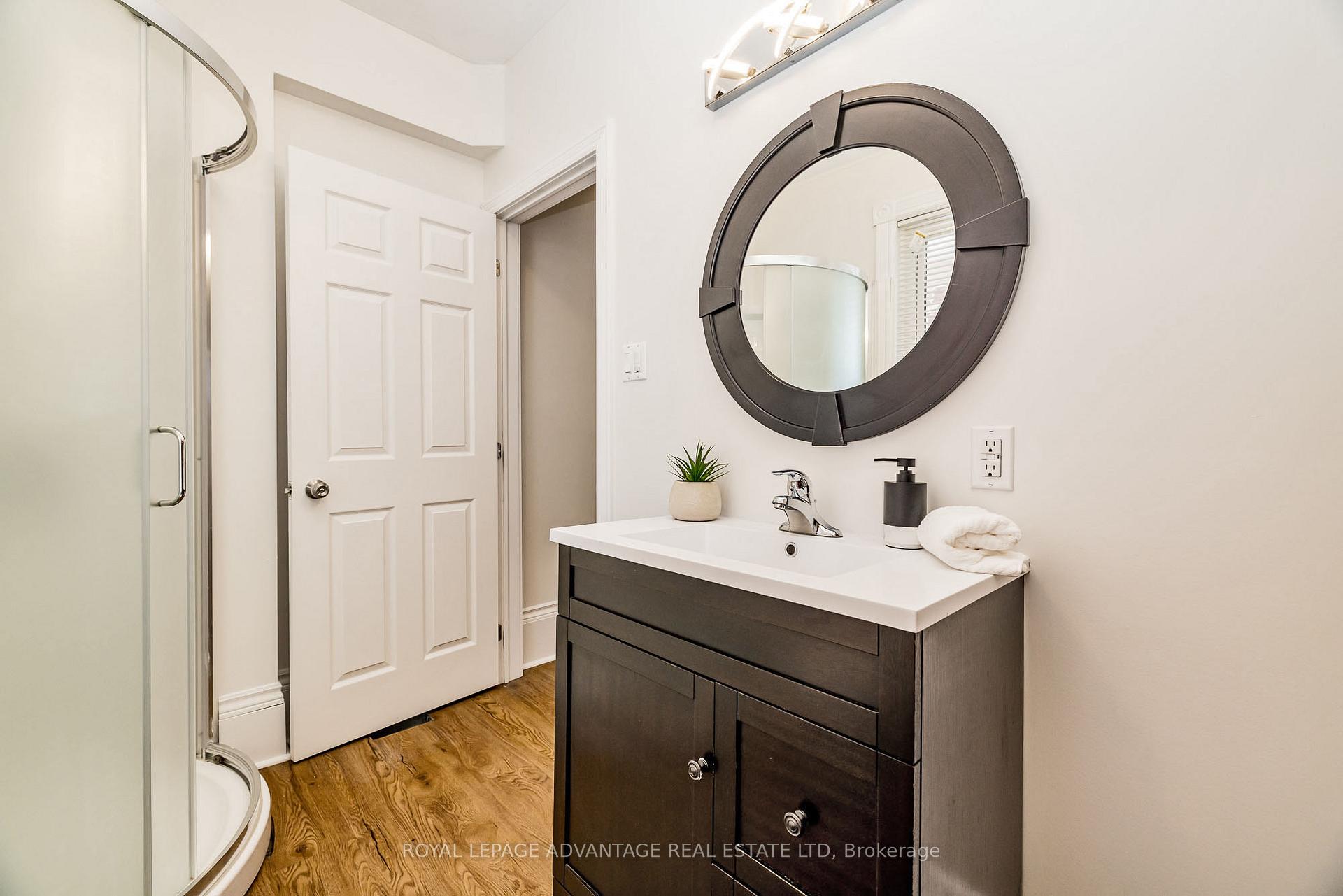 Photo 12 of 33 Kensington Avenue, Smiths Falls — HOMEH