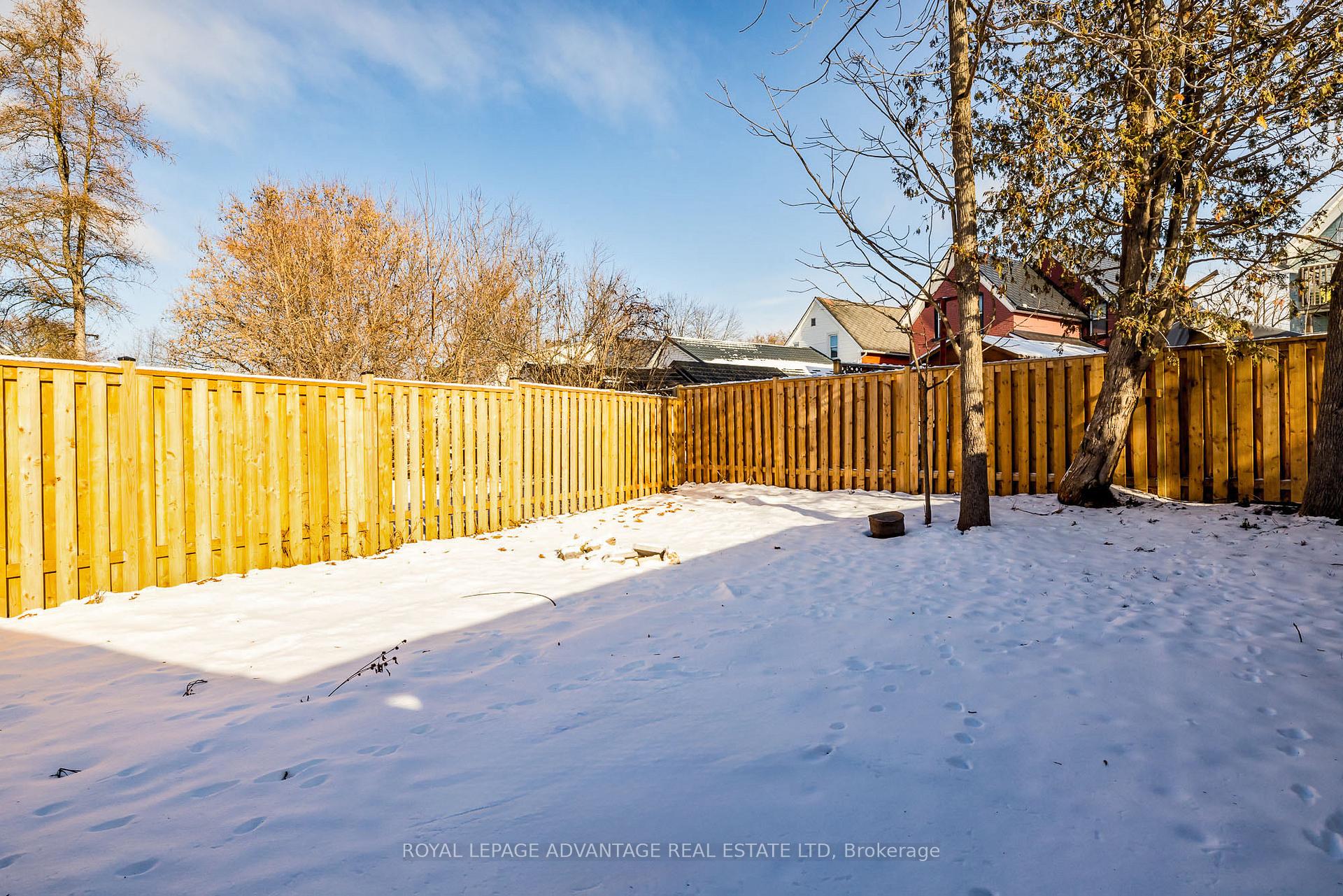 Photo 22 of 33 Kensington Avenue, Smiths Falls — HOMEH