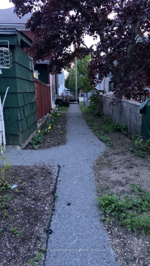 Photo 39 of 33 Kensington Avenue, Smiths Falls — HOMEH