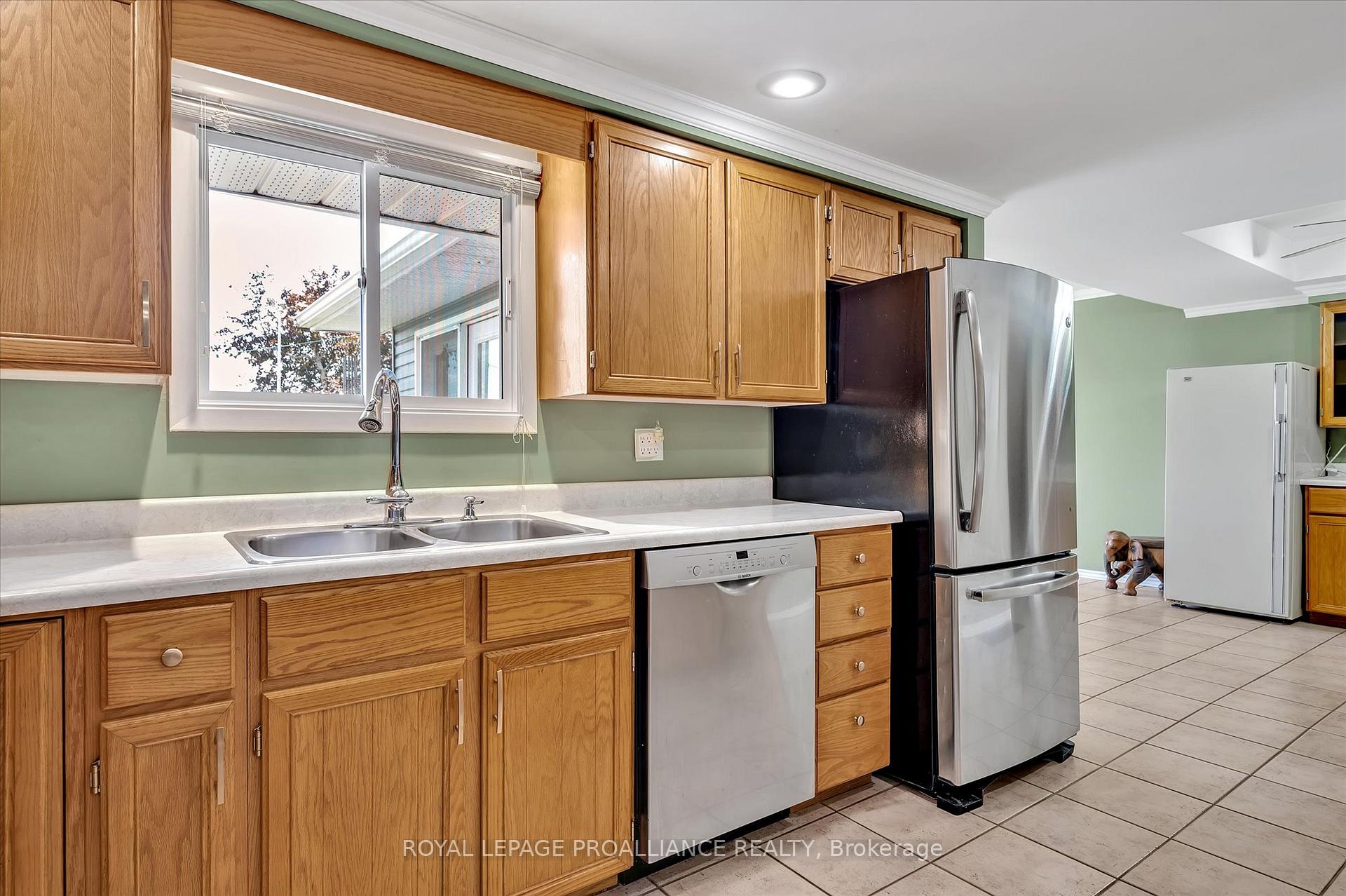 Photo 7 of 1055 Primrose Lane, Selwyn — HOMEH