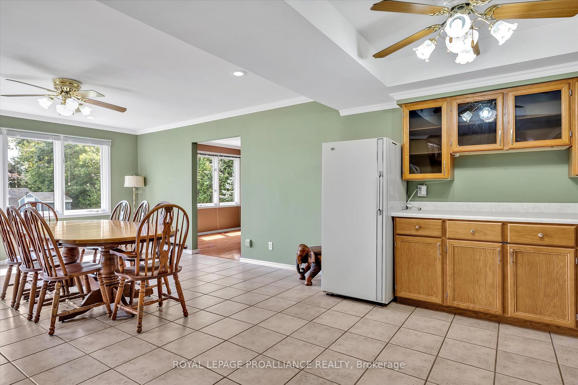 Photo 10 of 1055 Primrose Lane, Selwyn — HOMEH