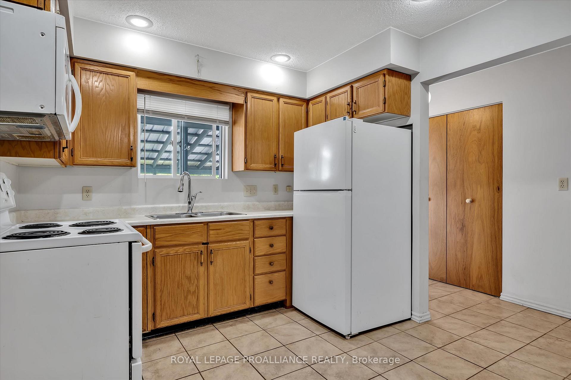 Photo 35 of 1055 Primrose Lane, Selwyn — HOMEH