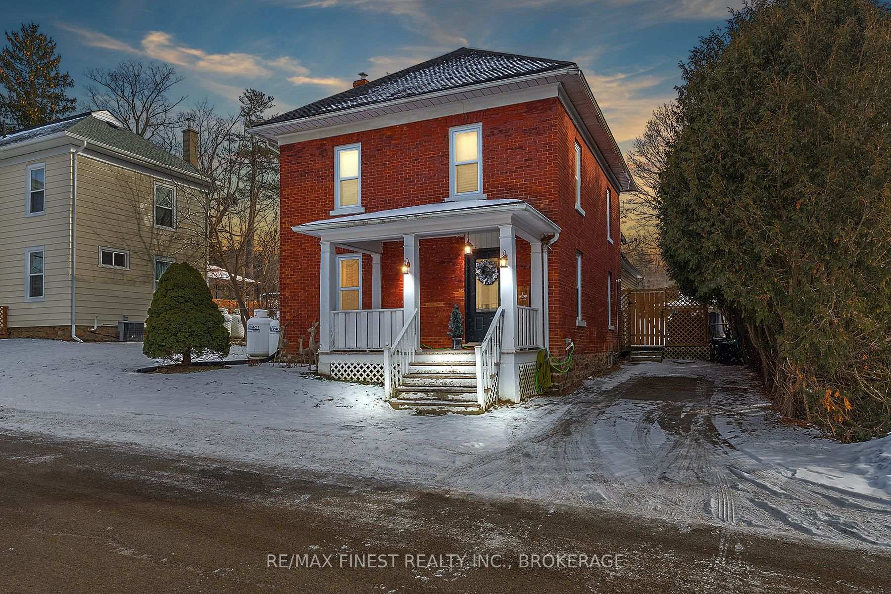 Front of 36 William Street