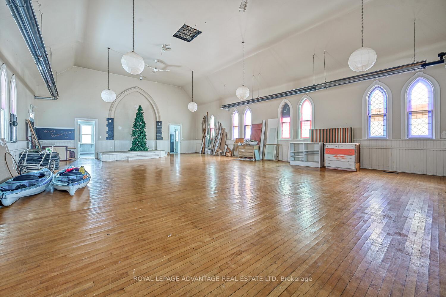 Photo 11 of 42 William Street W, Smiths Falls — HOMEH