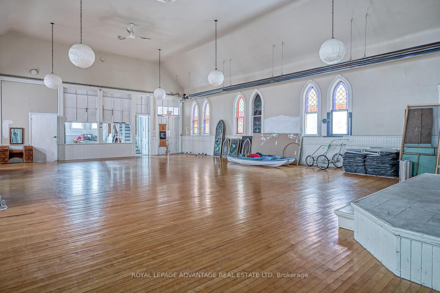 Photo 13 of 42 William Street W, Smiths Falls — HOMEH
